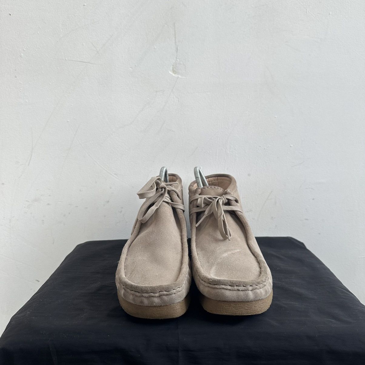 Clarks Clarks Wallabee Biege Suede Size US 7.5 / EU 40-41 - 3 Thumbnail