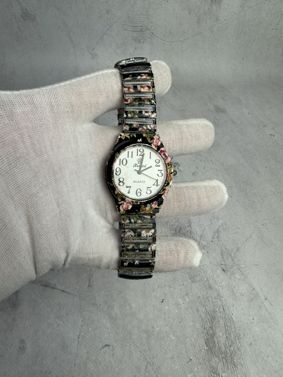 Hysteric Glamour × Vintage Vintage Japanese Style Futuristic Watch Size ONE SIZE - 4 Thumbnail