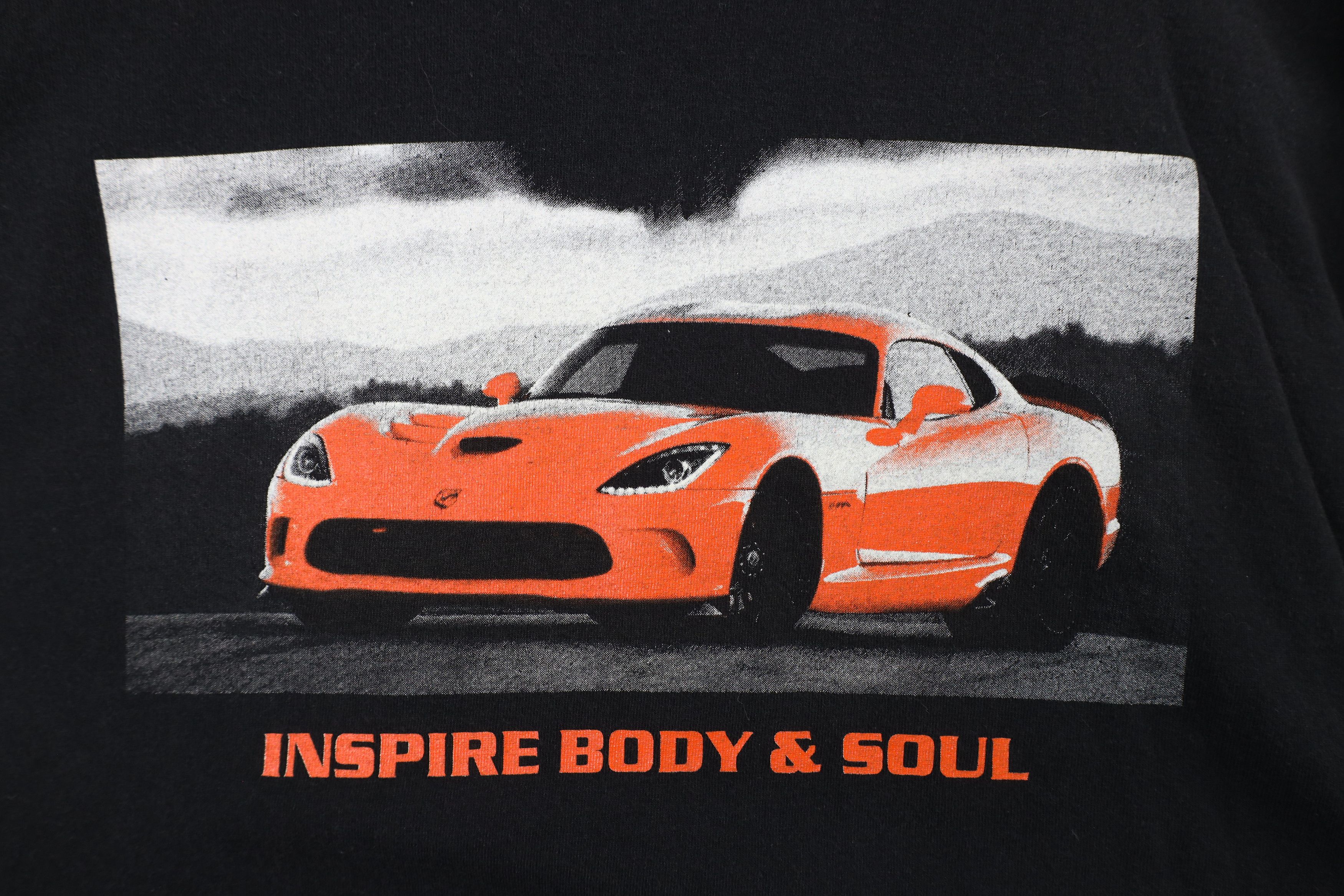 Vintage Vintage 90s Y2K Body & Soul Dodge Viper Car T-Shirt USA Size US XL / EU 56 / 4 - 4 Thumbnail