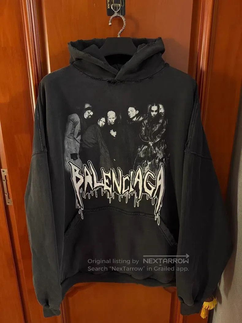 Balenciaga Balenciaga Black Band Portrait Hooded Sweater Size US S / EU 44-46 / 1 - 1 Thumbnail