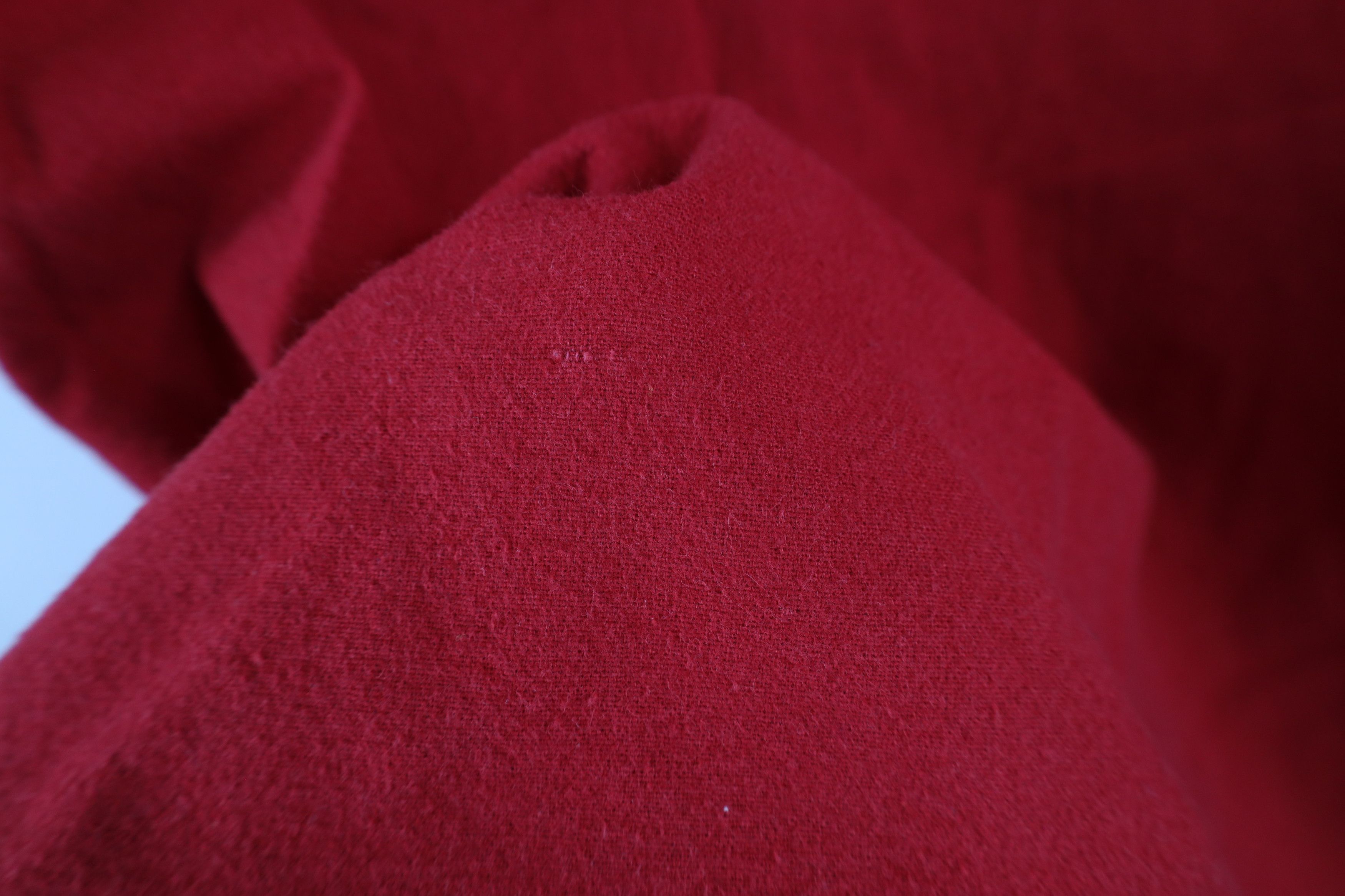 Vintage Vintage 90s Streetwear Cloth Collared Button Shirt Red Size US XL / EU 56 / 4 - 9 Thumbnail
