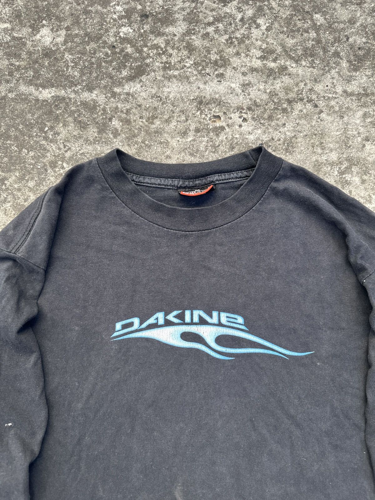 Dakine Vintage Dakine Logo Long Sleeve Streetwear Made in Usa M Y2K Size US M / EU 48-50 / 2 - 4 Thumbnail