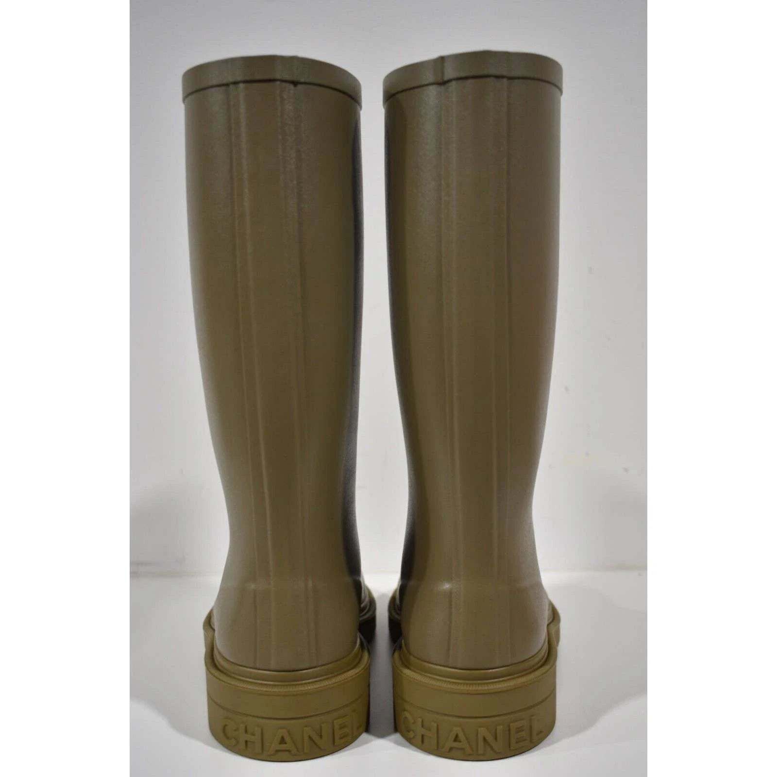 Chanel Chanel 22K Dark Beige White CC Logo High Rubber Rain Boot 40 Size US 10 / IT 40 - 10 Thumbnail
