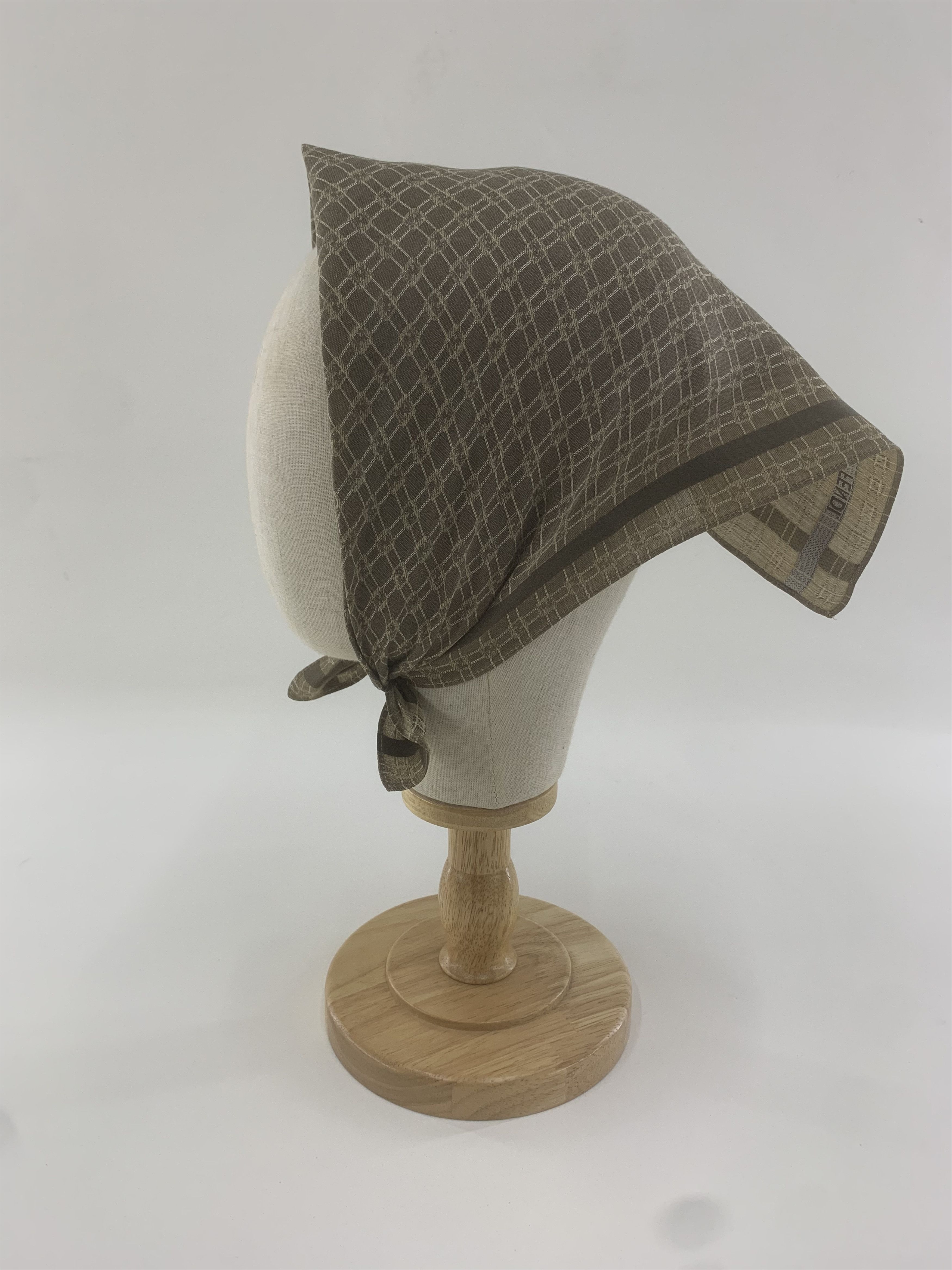 Fendi Fendi Handkerchief Bandana Neckerchief Square TB3306 Size ONE SIZE - 3 Thumbnail