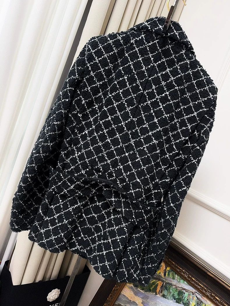 Chanel Chanel Cruise Tweed Blazer Jacket Size M / US 6-8 / IT 42-44 - 2 Thumbnail