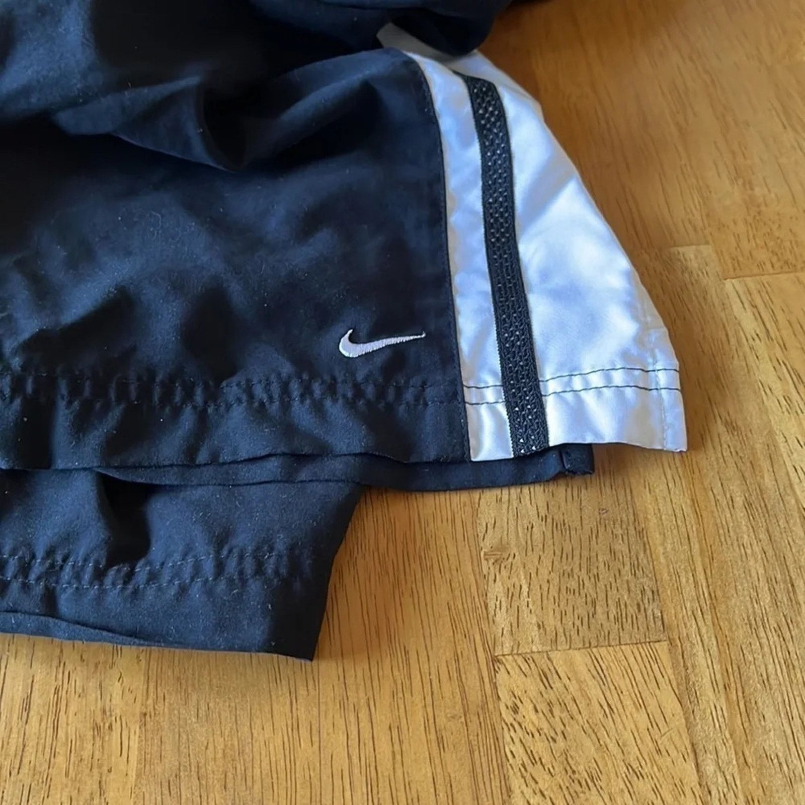 Nike Nike black and white athletic pants, size Medium. Size US 30 / EU 46 - 3 Thumbnail
