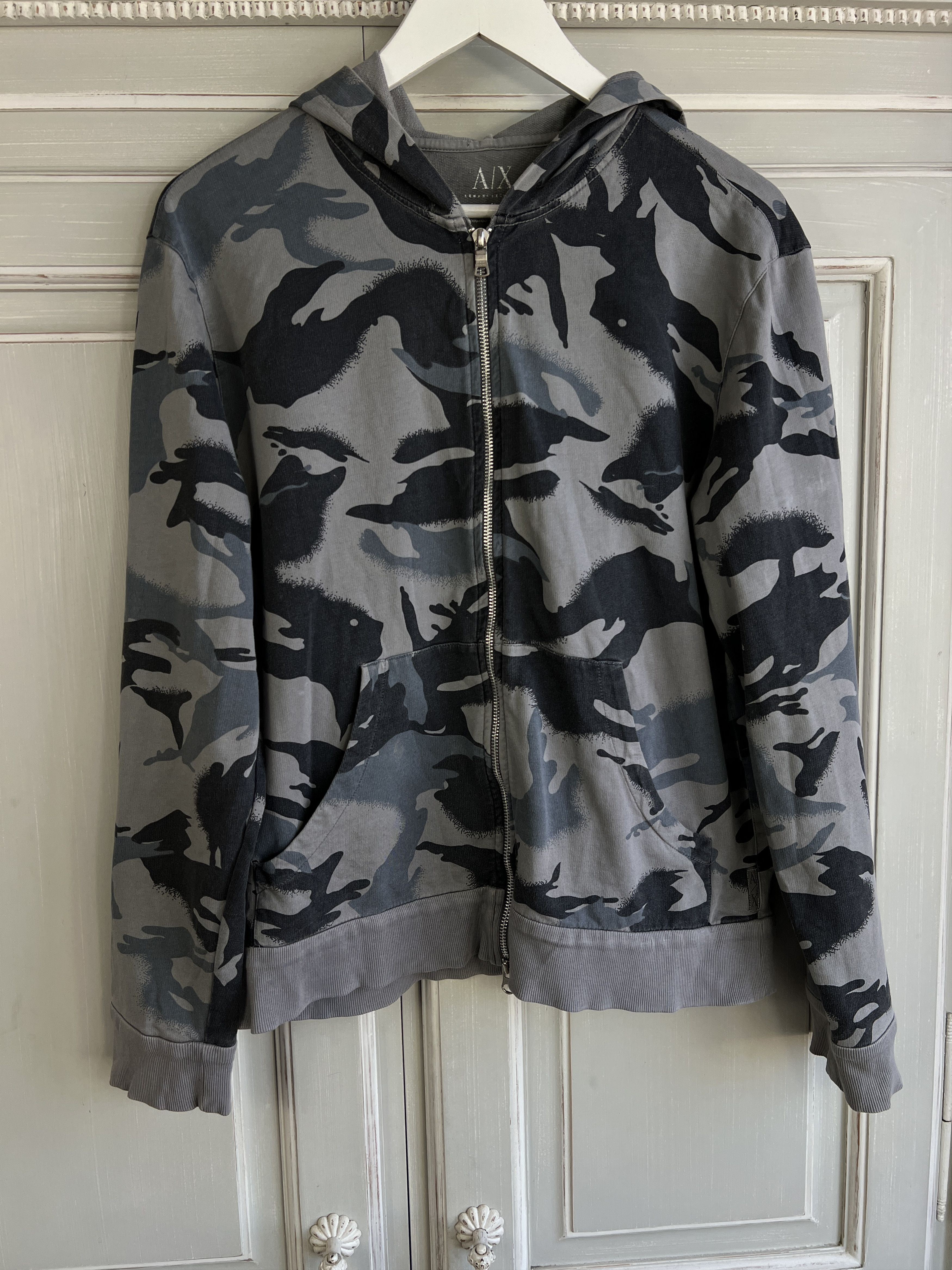 Armani Exchange ARMANI EXCHANGE HOODIE CAMO SIZE M Size US M / EU 48-50 / 2 - 1 Thumbnail