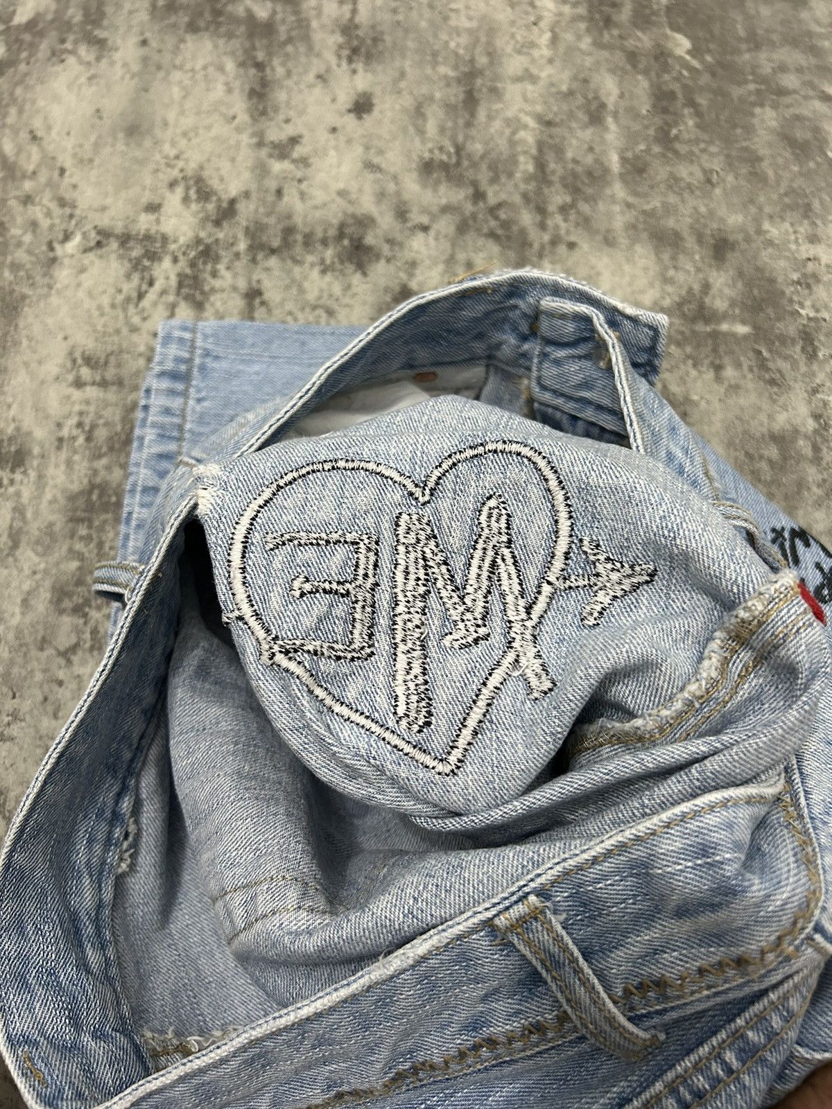 Japanese Brand × Undercover Pink Latte Believe Me Embroidered Distresse Jeans Size US 31 - 9 Thumbnail