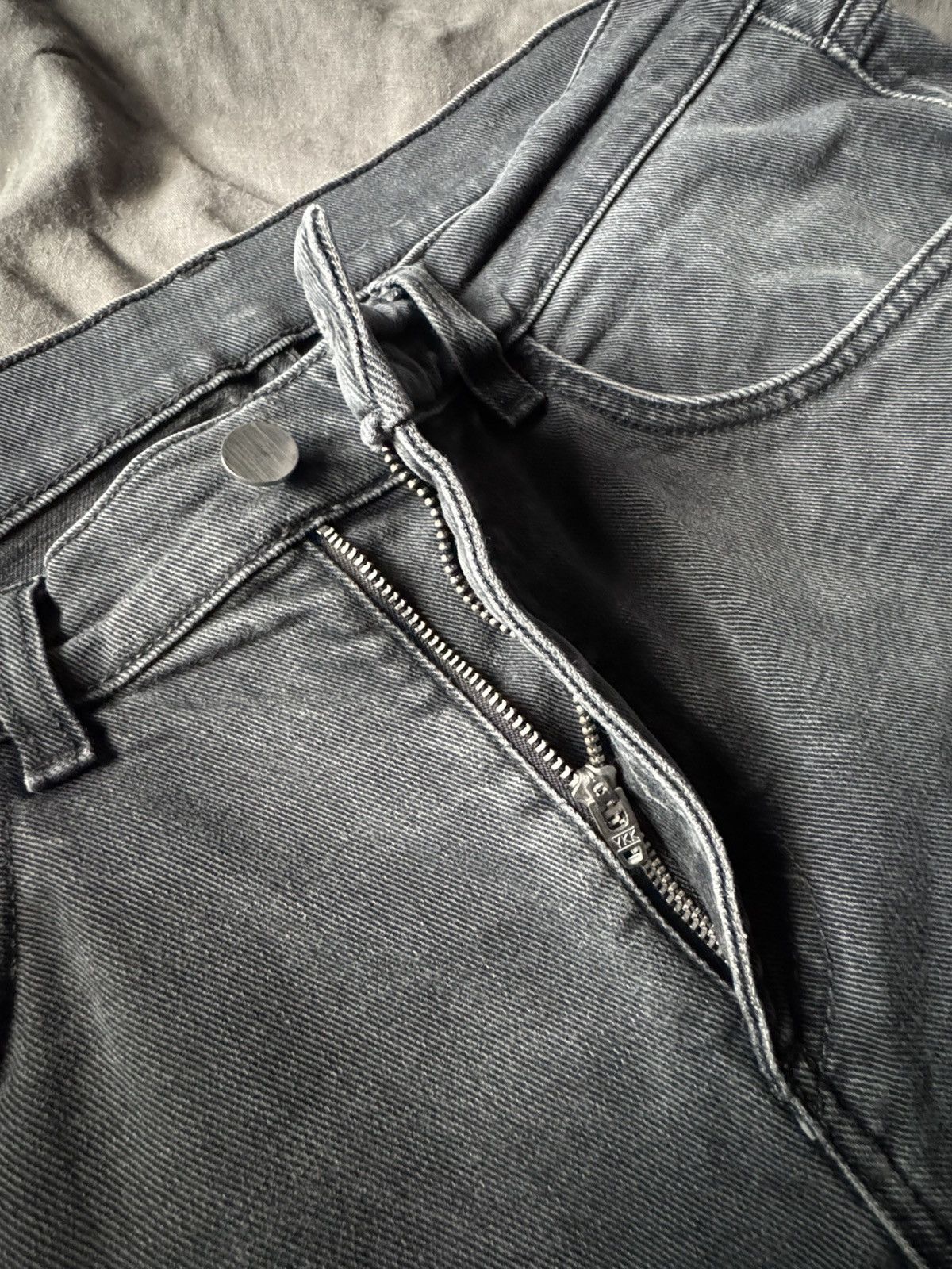 Cos COS Grey Straight-Leg Denim Jeans Size US 31 - 3 Thumbnail