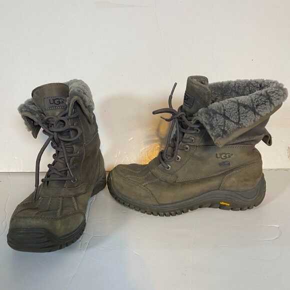 Ugg UGG Waterproof Women’s Shearling Winter Boots Size 8 Size US 8 / IT 38 - 8 Thumbnail