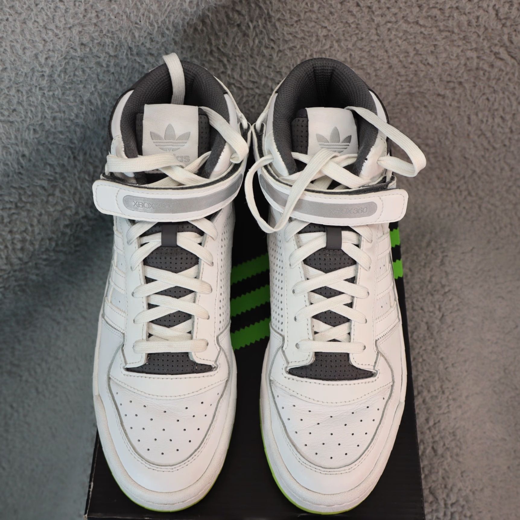 Adidas adidas Forum Sneaker - White Leather Mid Top - 2021 - Size 10 - Mens - Casual Shoes - GW7794 - Rubber Outsole - Lace Up - 9.5 US / 10 UK / 44 EU Size US 10 / EU 43 - 3 Thumbnail