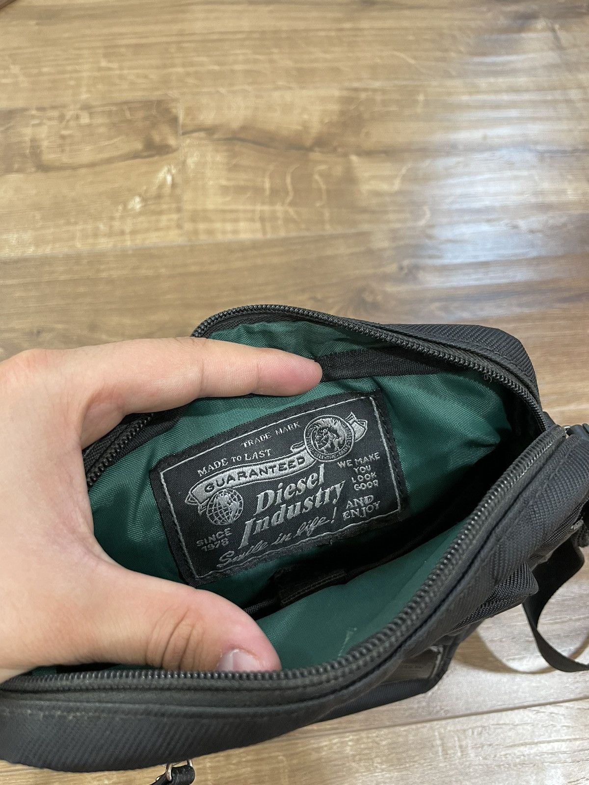 Diesel Vintage Y2K Diesel Avant Garde Cross Bag 30x21 Size ONE SIZE - 17 Thumbnail