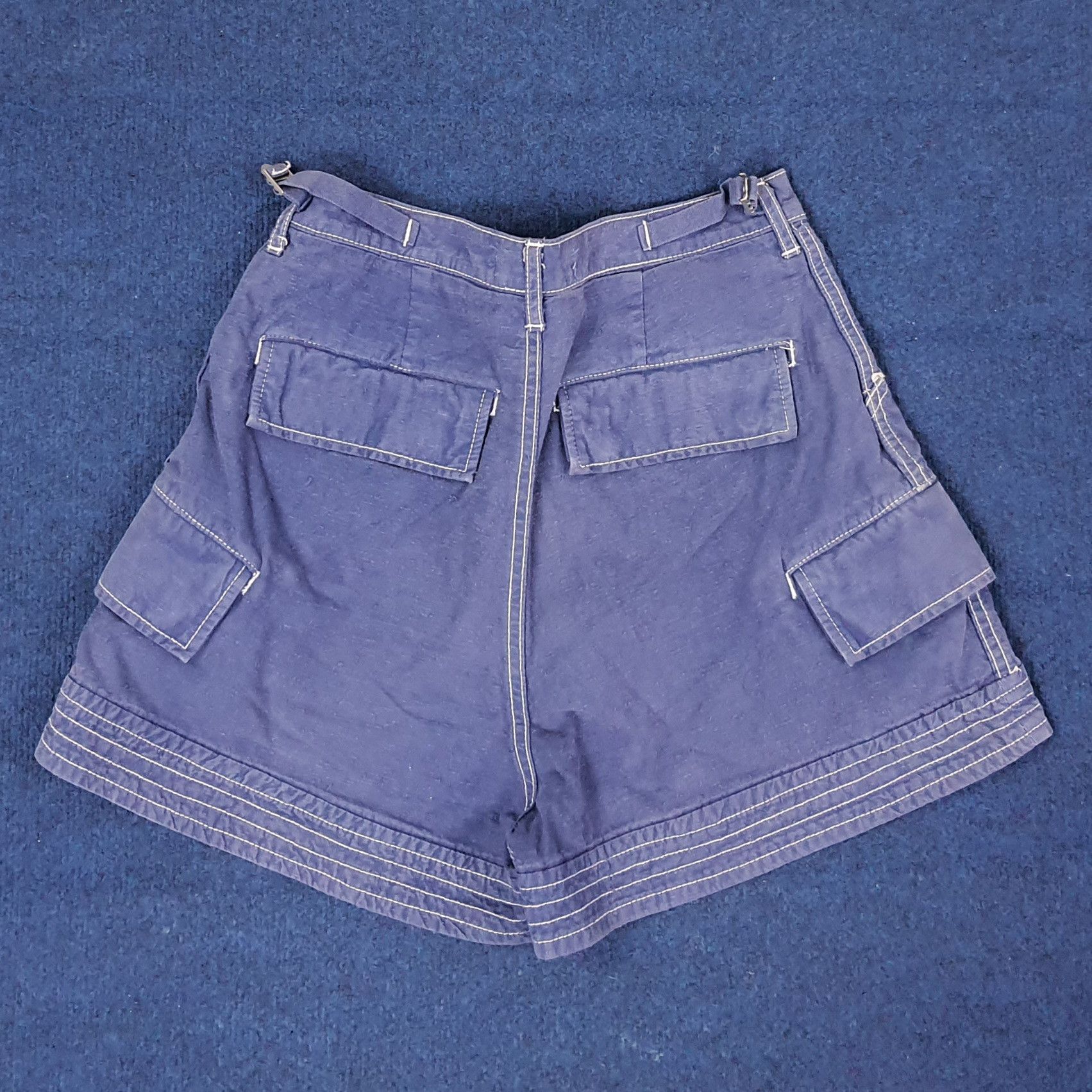 Ne-Net Vintage Ne-Net by Issey Miyake Short Pants C244N17 Size 27" / US 4 / IT 40 - 2 Thumbnail
