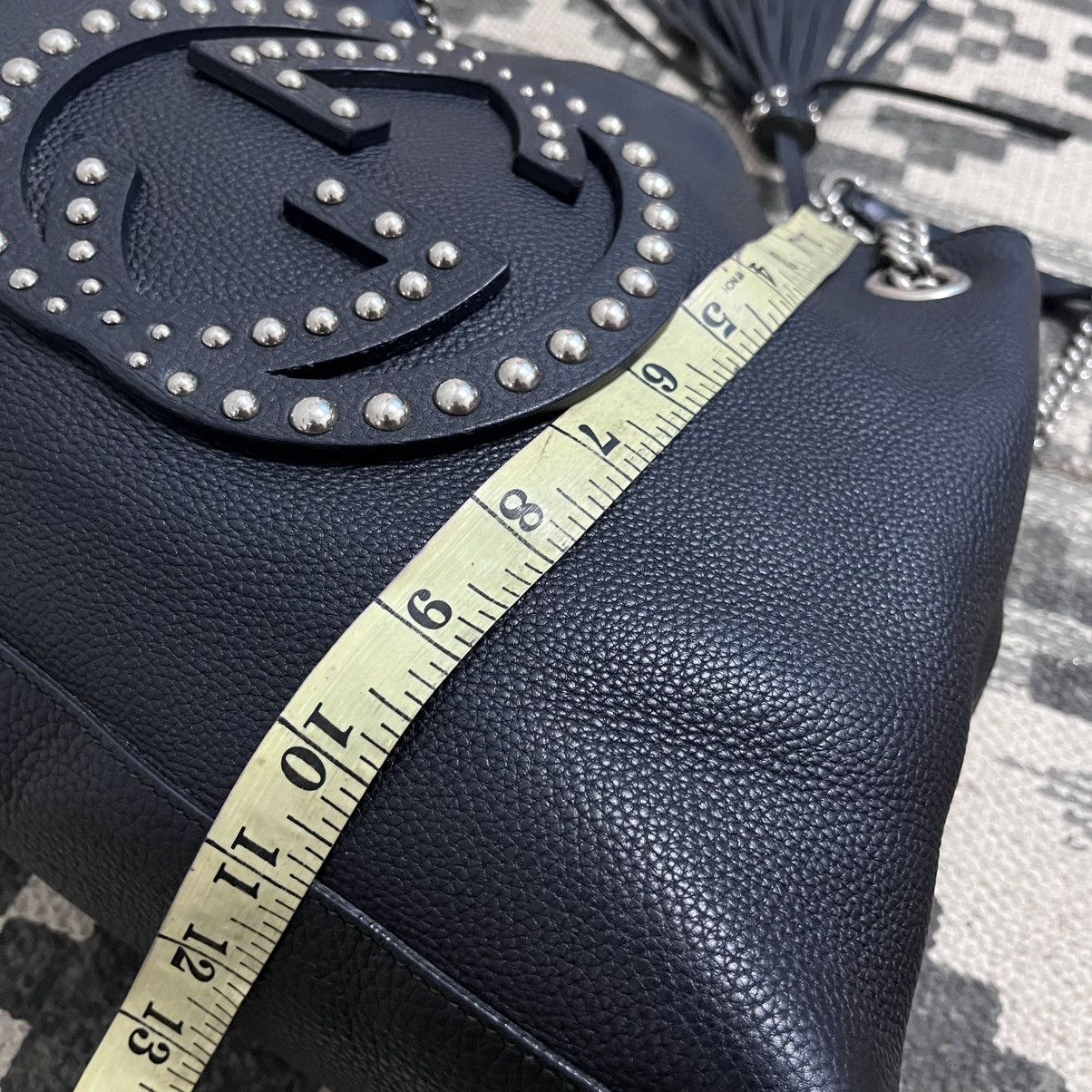 Gucci Aut. GUCCI Black Leather Medium Chain Studded Soho Tote Bag Size ONE SIZE - 11 Thumbnail