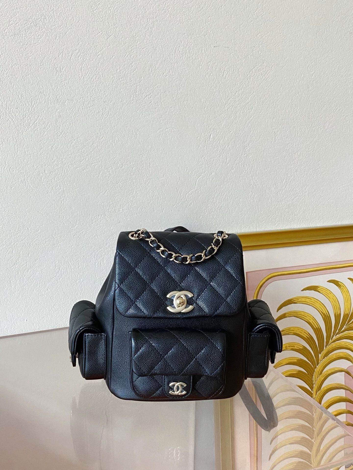 Chanel Pre-loved Bag Very good condition Size ONE SIZE - 1 Thumbnail