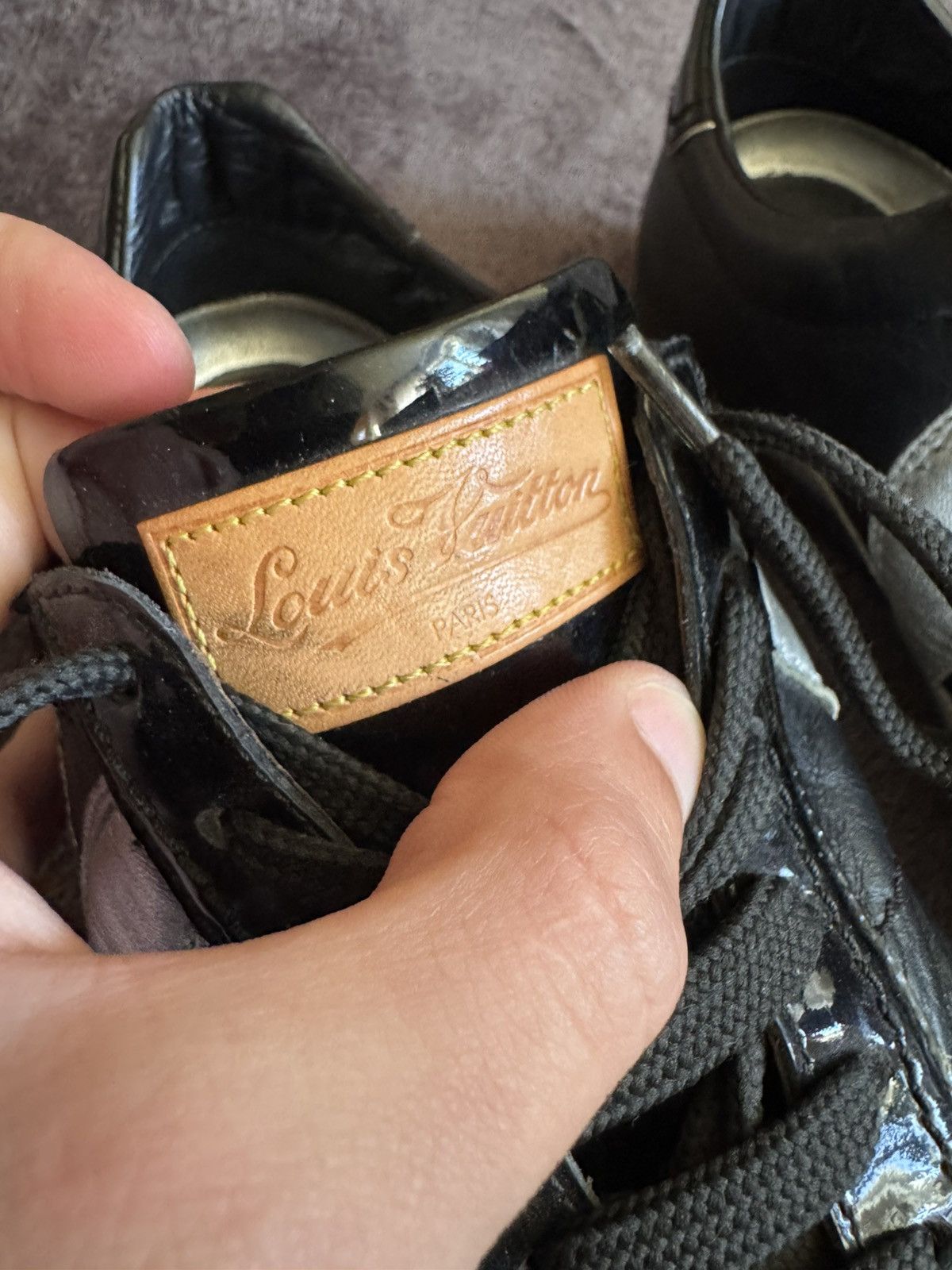 Louis Vuitton Luis Vuitton low-cut silver flower black leather sneakers Size US 7 / IT 37 - 12 Thumbnail