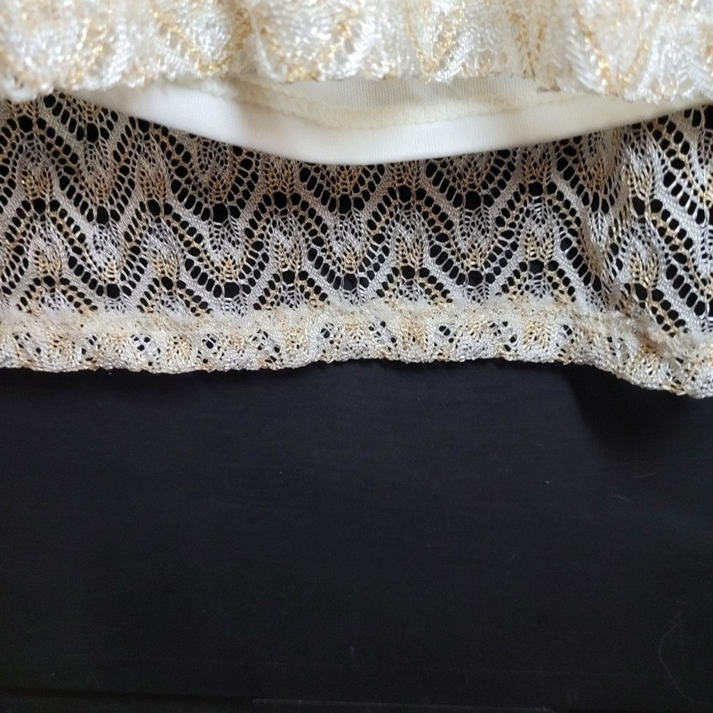Other Dressbarn , NWOT, Size 2x, sparkly layers, golden blouse Size XL / US 12-14 / IT 48-50 - 5 Thumbnail