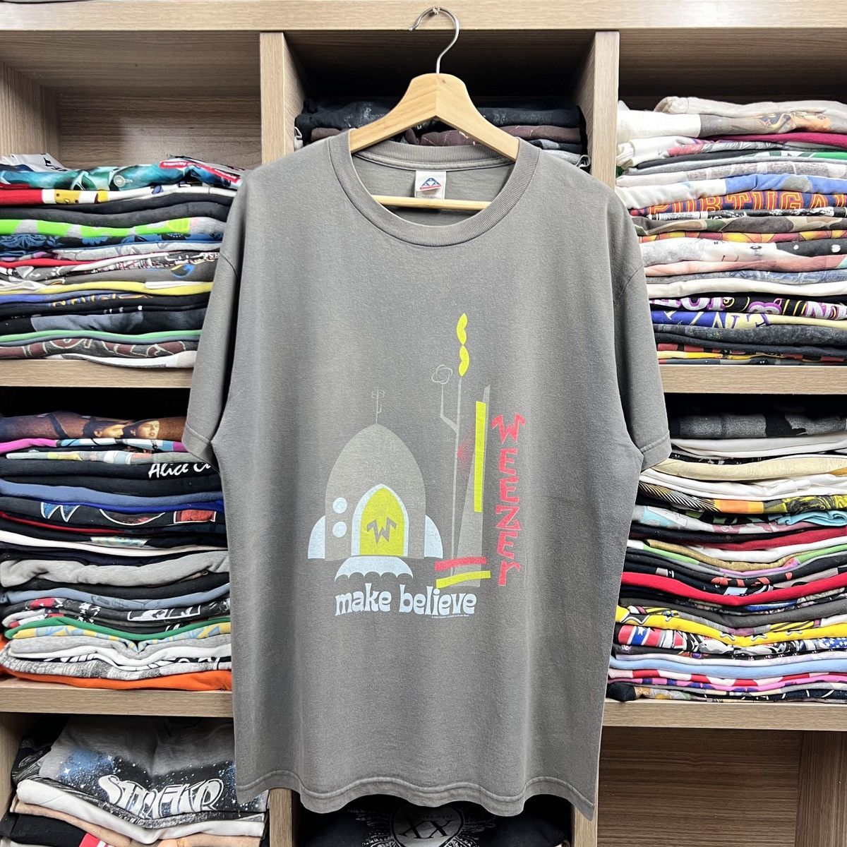 Band Tees VTG WEEZER MAKE BELIEVE BAND TEE Size US L / EU 52-54 / 3 - 1 Thumbnail