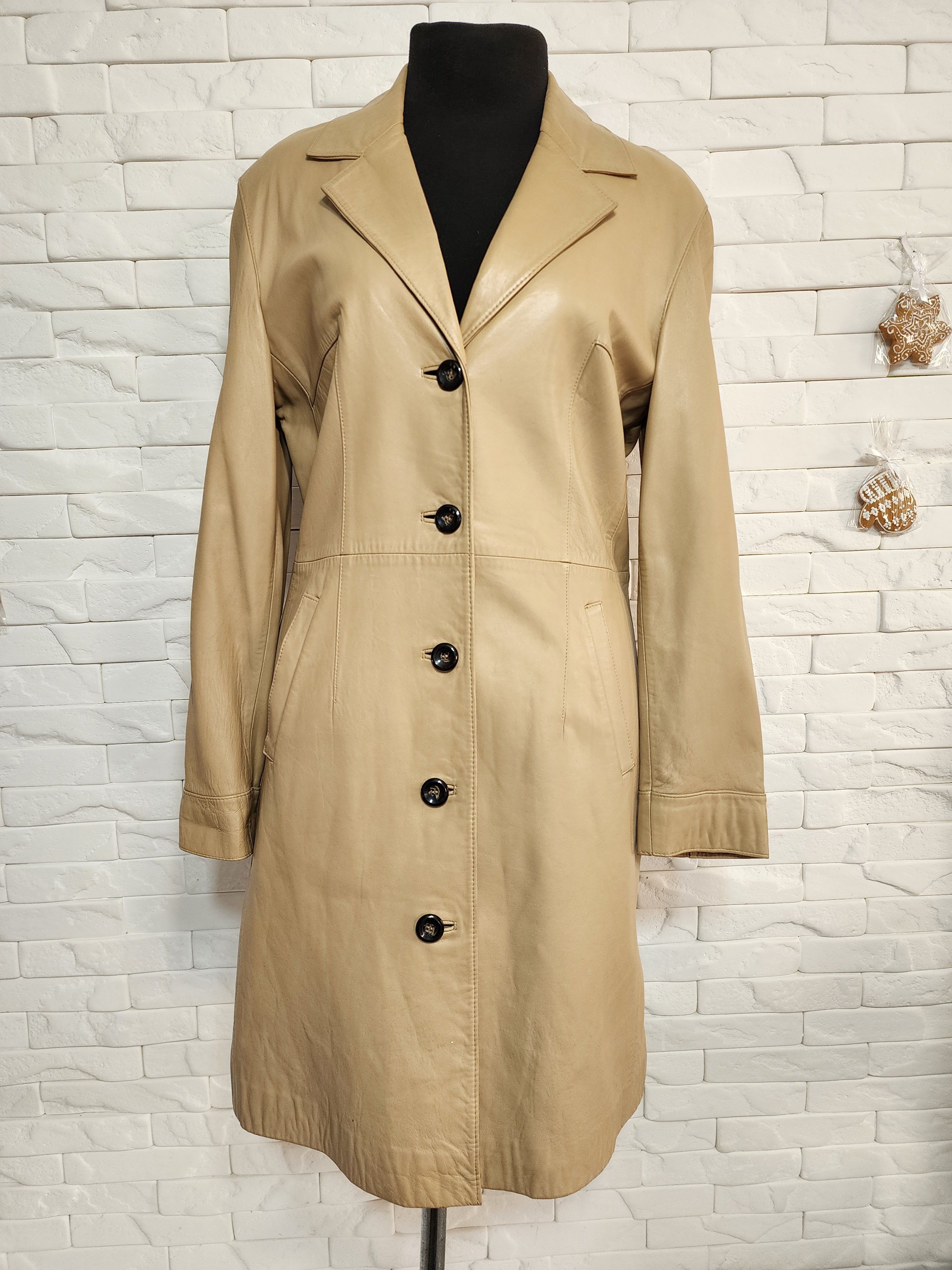Genuine Leather Brown Leather Trench Coat: Women's Long Leather Raincoat Size L / US 10 / IT 46 - 1 Thumbnail