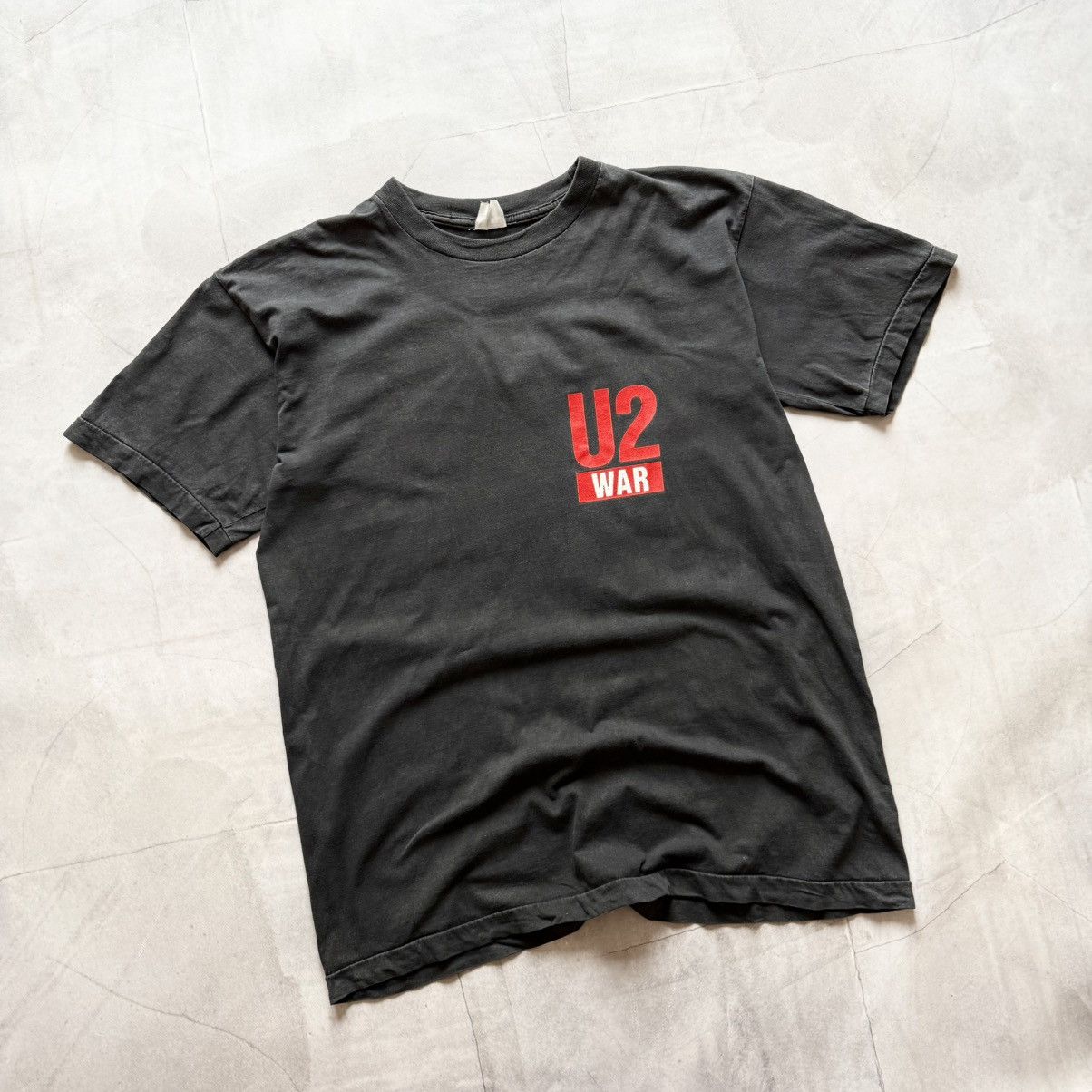 Vintage 1991 U2 War Tour (82-83’ War Album Era) Vintage Logo T-shirt Size US XL / EU 56 / 4 - 2 Thumbnail