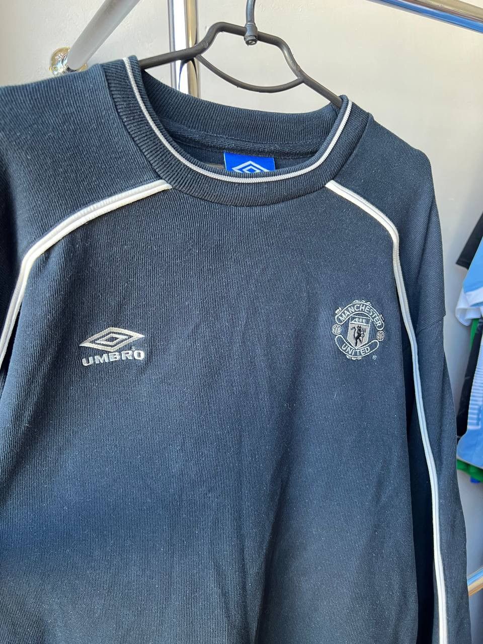 Vintage 1998/99 MANCHESTER UNITED TRAINING UMBRO SOCCER SWEATSHIRT Size US XXL / EU 58 / 5 - 6 Thumbnail