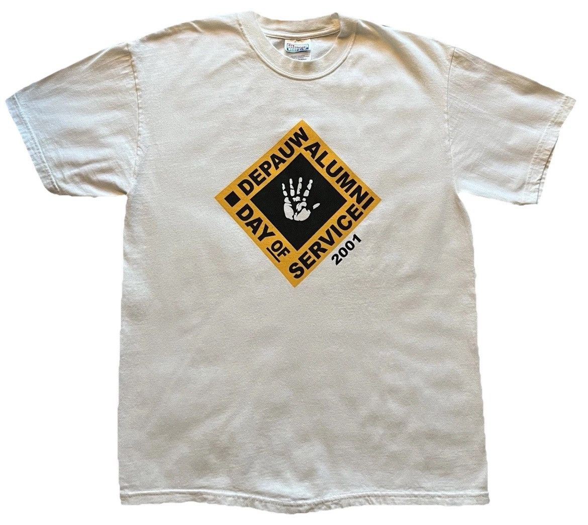 Vintage 2001 Depauw University T-Shirt Medium White Y2K