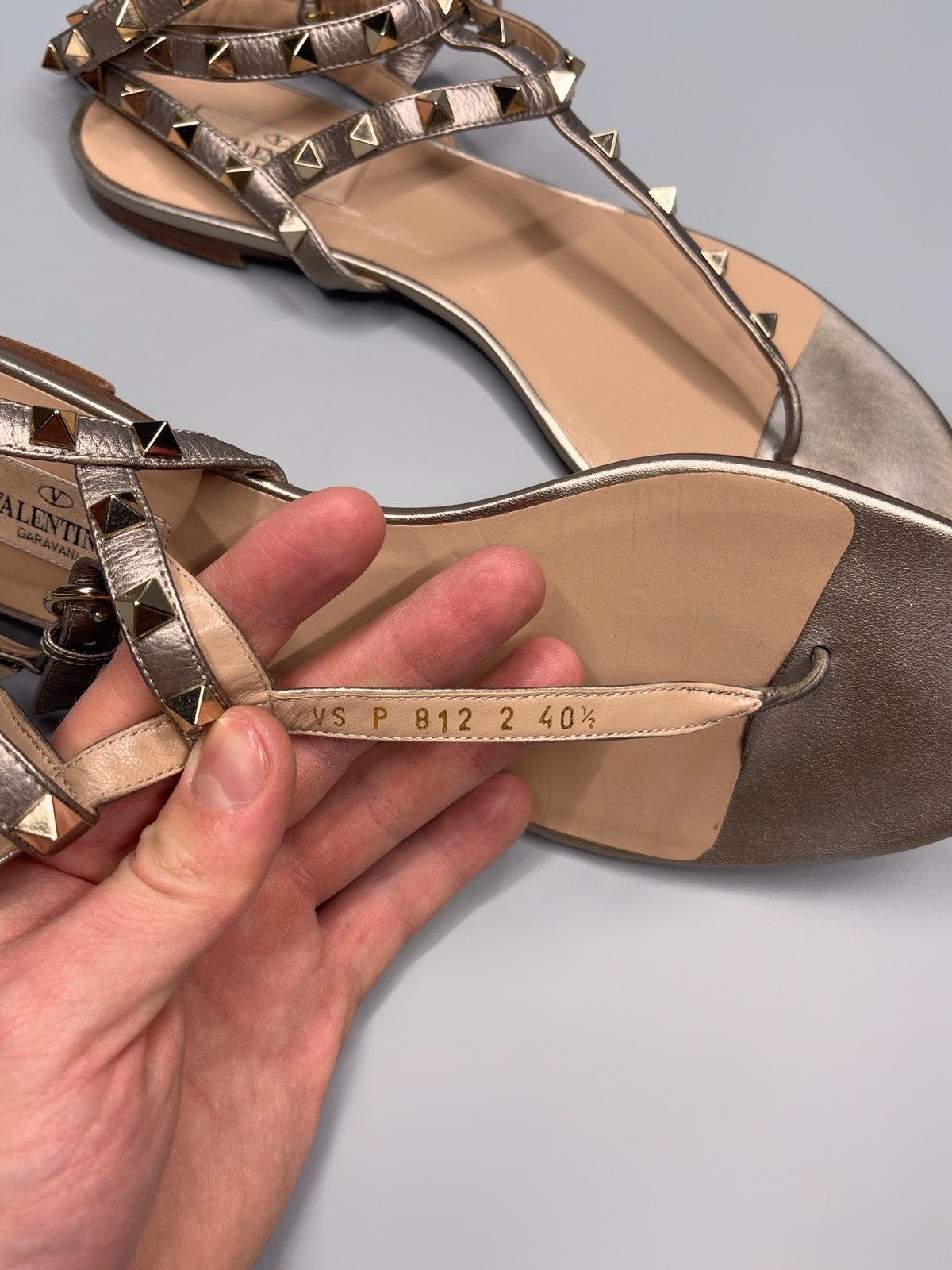 Valentino Valentino Garavani Rockstud Rubber Sandal Made in Italy Size US 10.5 / IT 40.5 - 7 Thumbnail