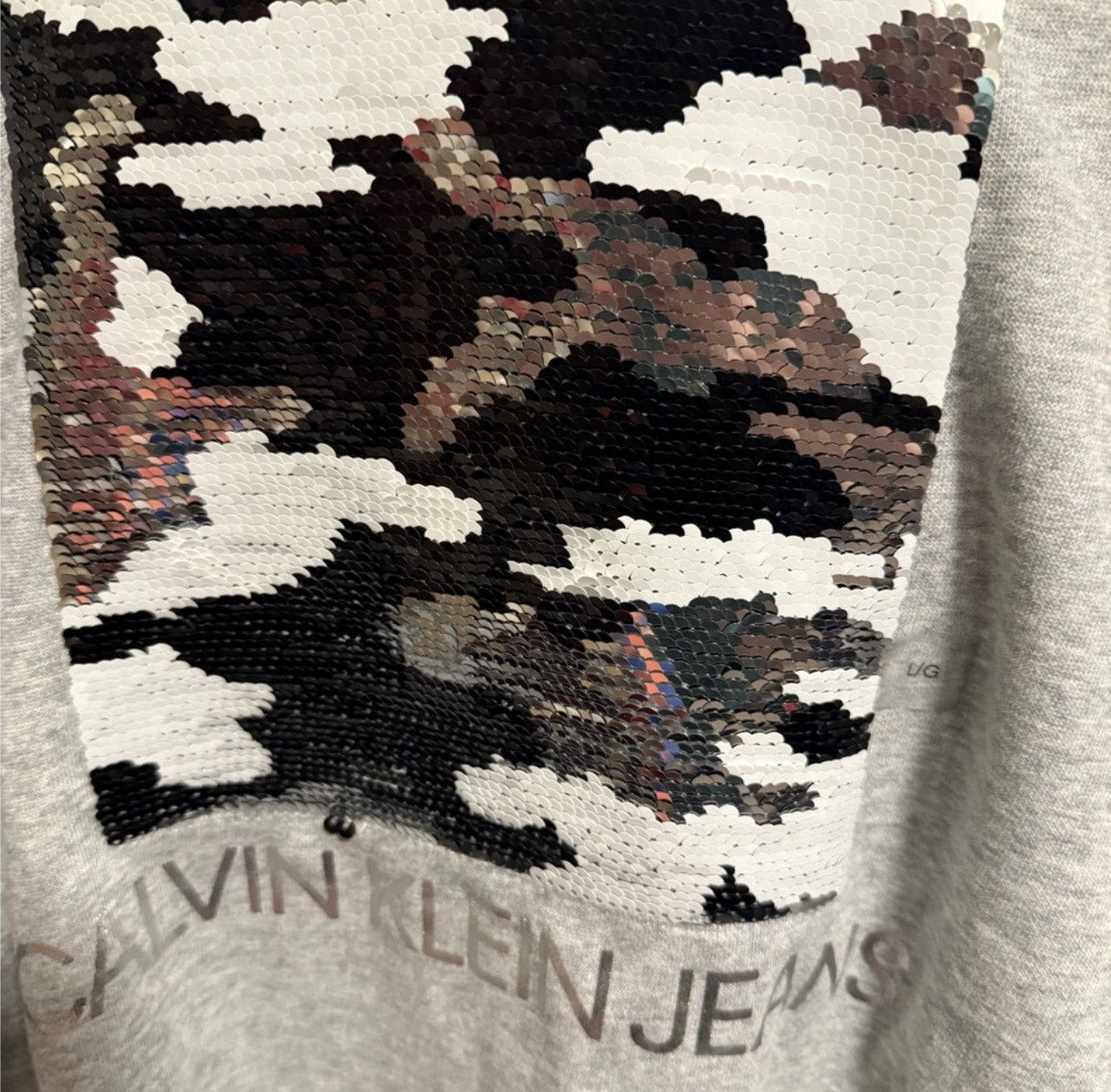Calvin Klein Calvin Klein Jeans Sequin Logo Sweatshirt changing Sequins Size L / US 10 / IT 46 - 6 Thumbnail