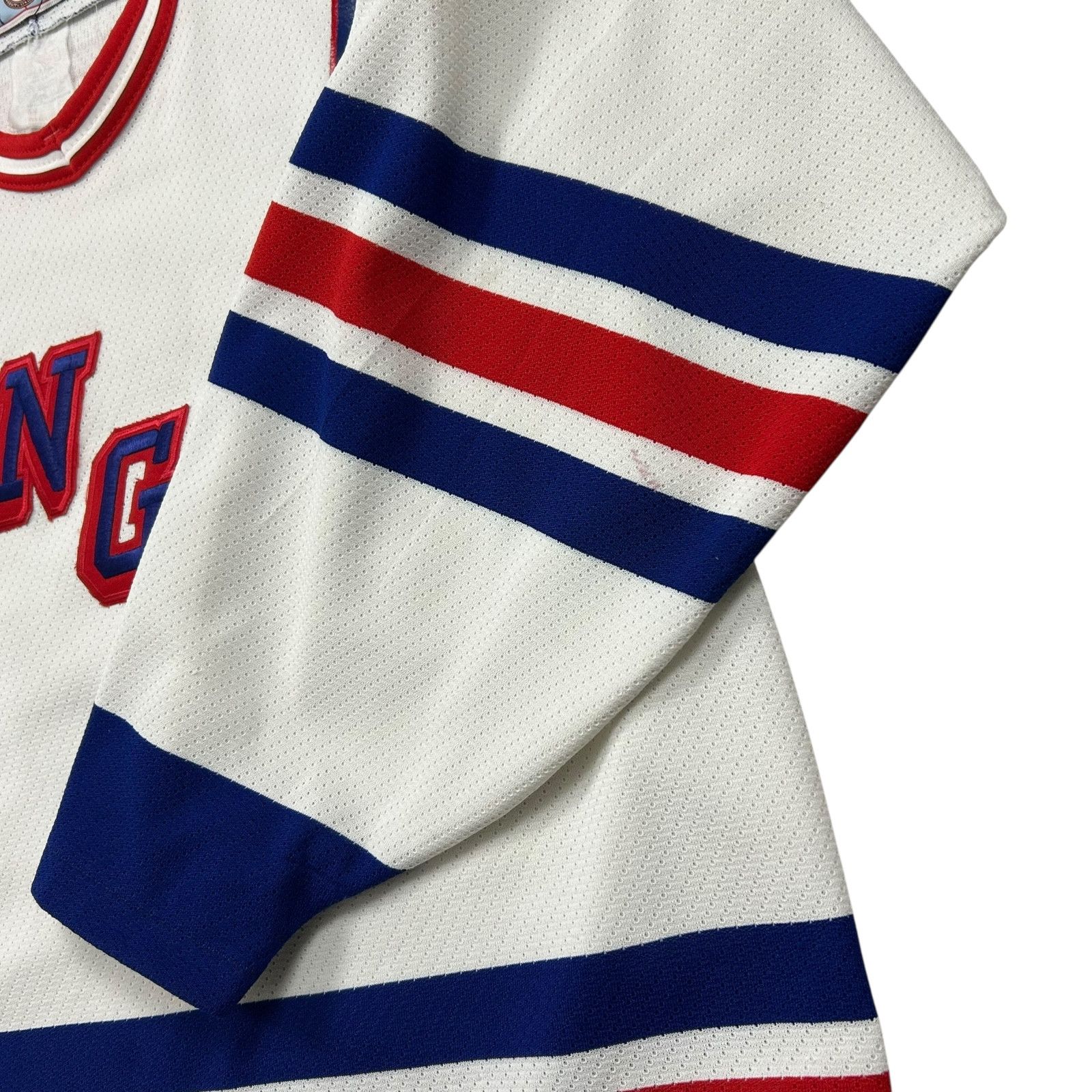 NHL VTG 90s NHL NEW YORK RANGERS BRIAN LEETCH CCM HOCKEY JERSEY Size US M / EU 48-50 / 2 - 9 Thumbnail