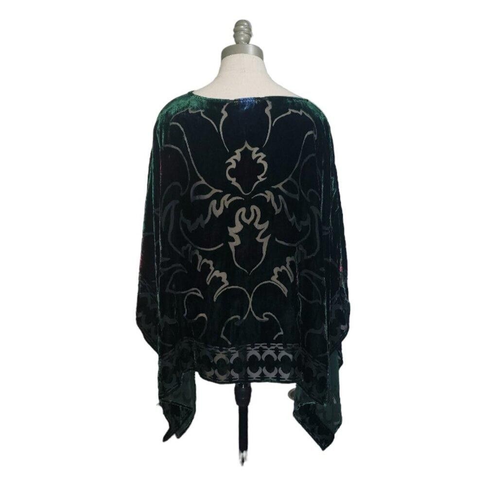 Chicos CT1656 Chico's cut Out Velvet Burnout Poncho S/M Size S / US 4 / IT 40 - 3 Thumbnail