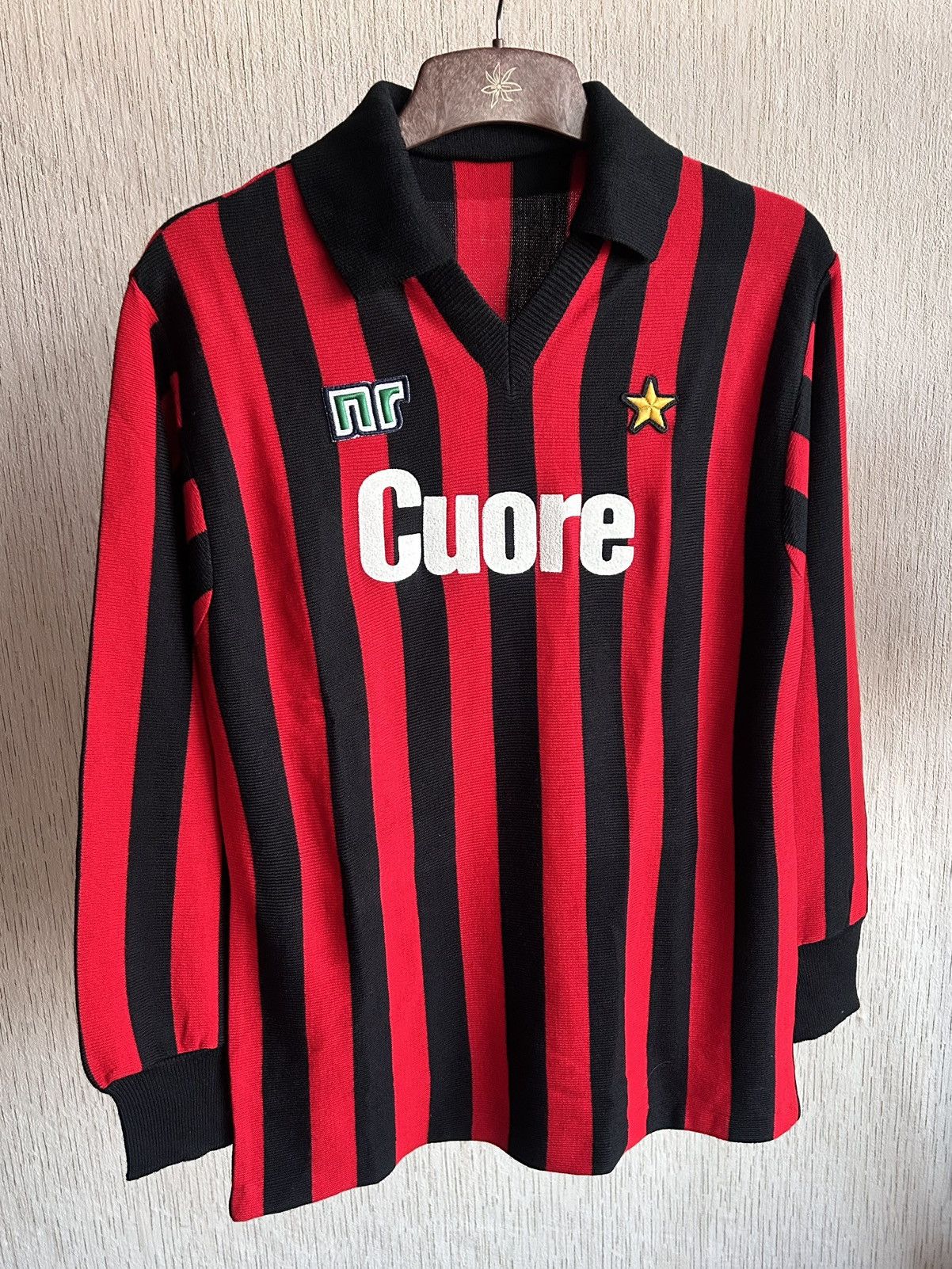 Other VERY RARE 1983/84 Ac Milan Long Sleeve Soccer Jersey Size US M / EU 48-50 / 2 - 5 Thumbnail