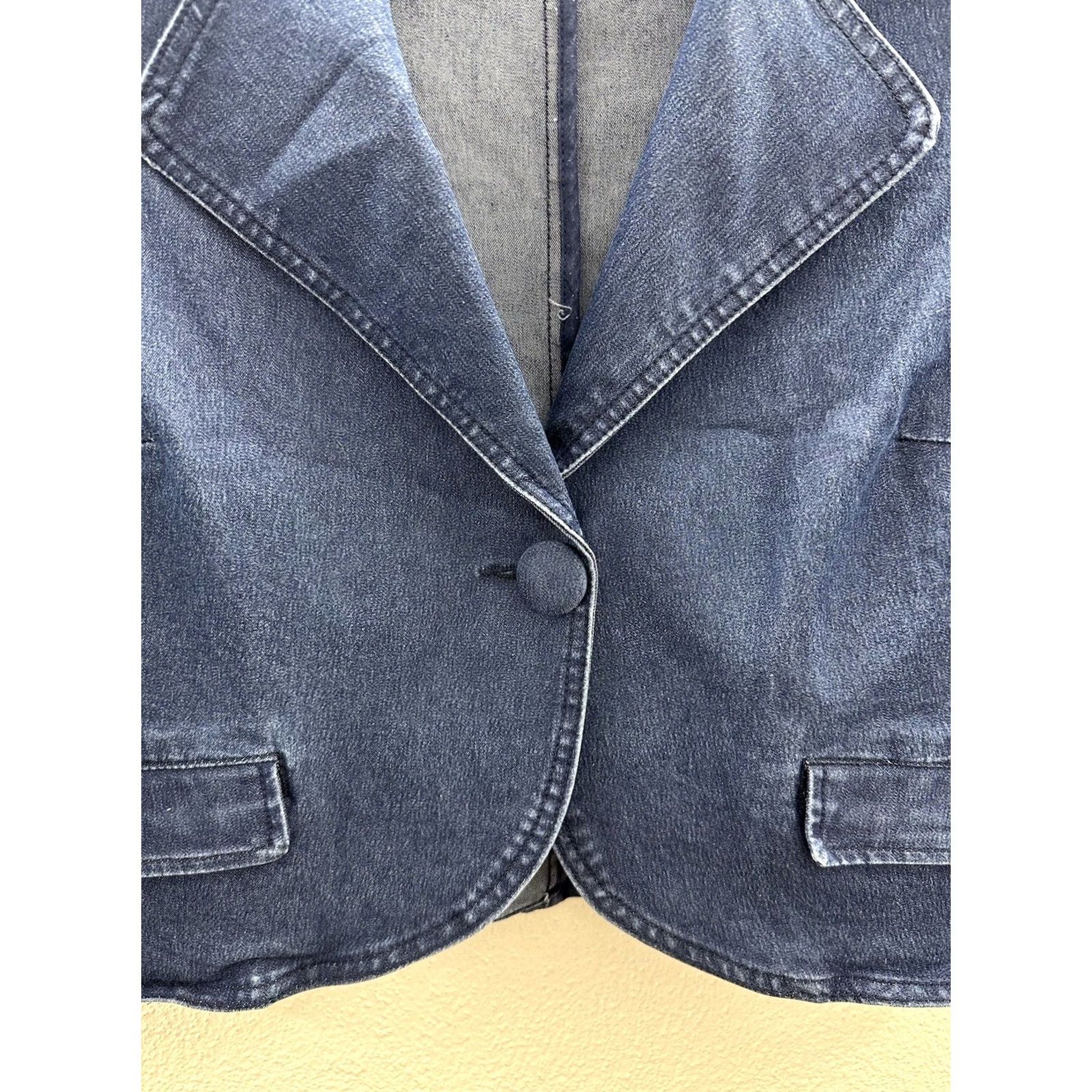 Pierre Cardin Pierre Cardin Jacket Size Small Blue Denim Womens Long Sleeve Single Button Up Size S / US 4 / IT 40 - 5 Thumbnail