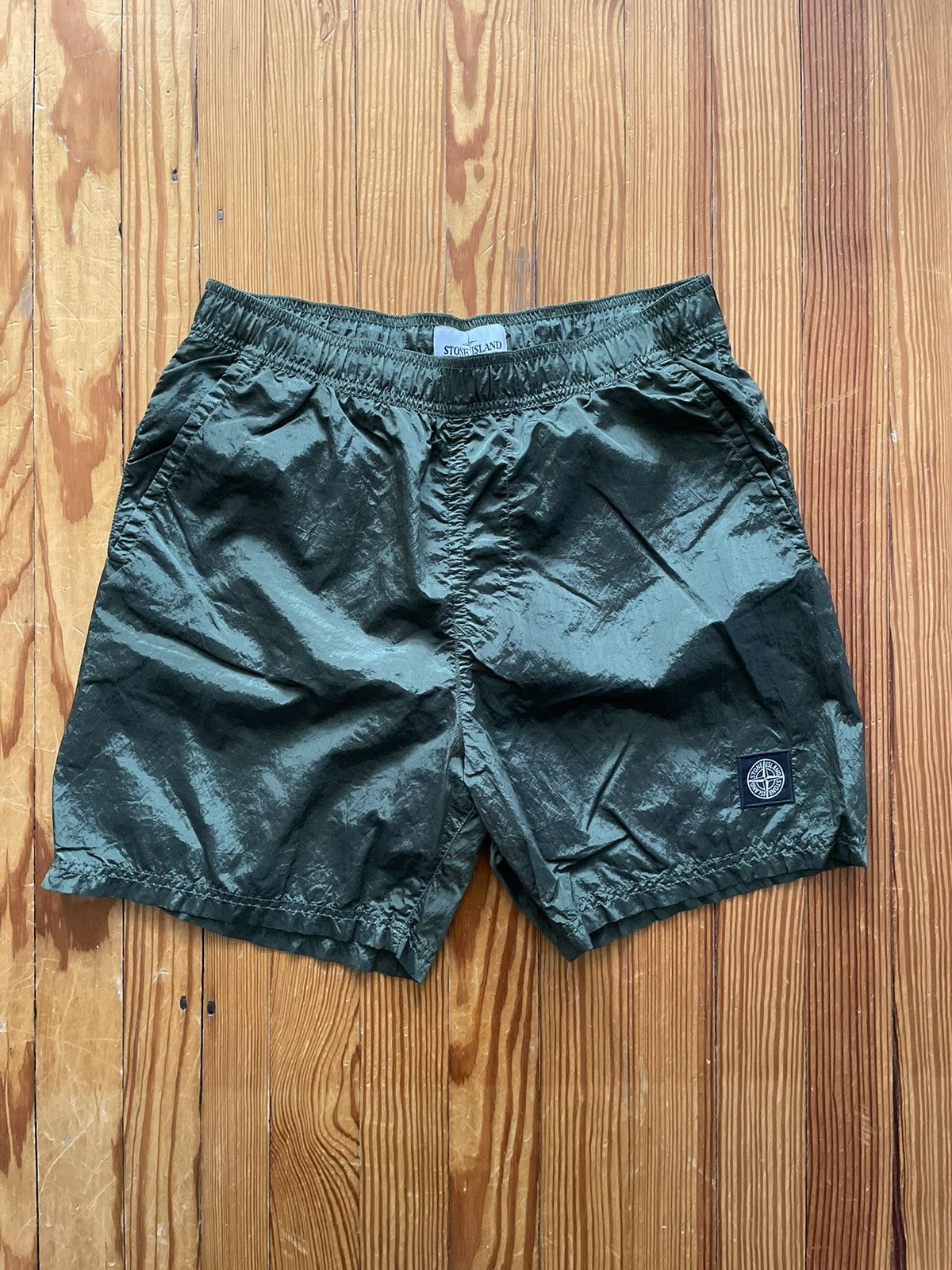 Stone Island Stone Island Nylon Metal Shorts Olive Green Size US 32 / EU 48 - 1 Thumbnail