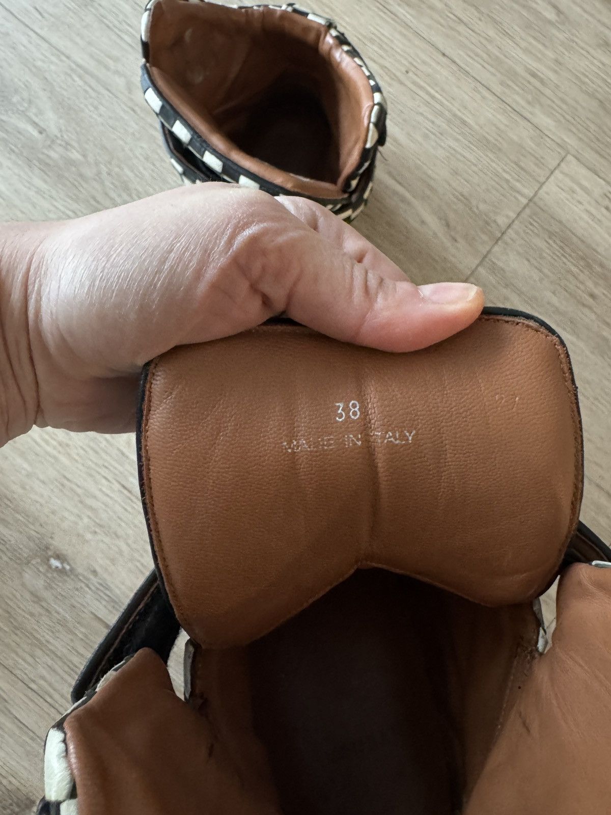 Givenchy Givenchy Tyson size 38 Size US 5.5 / EU 38 - 3 Thumbnail
