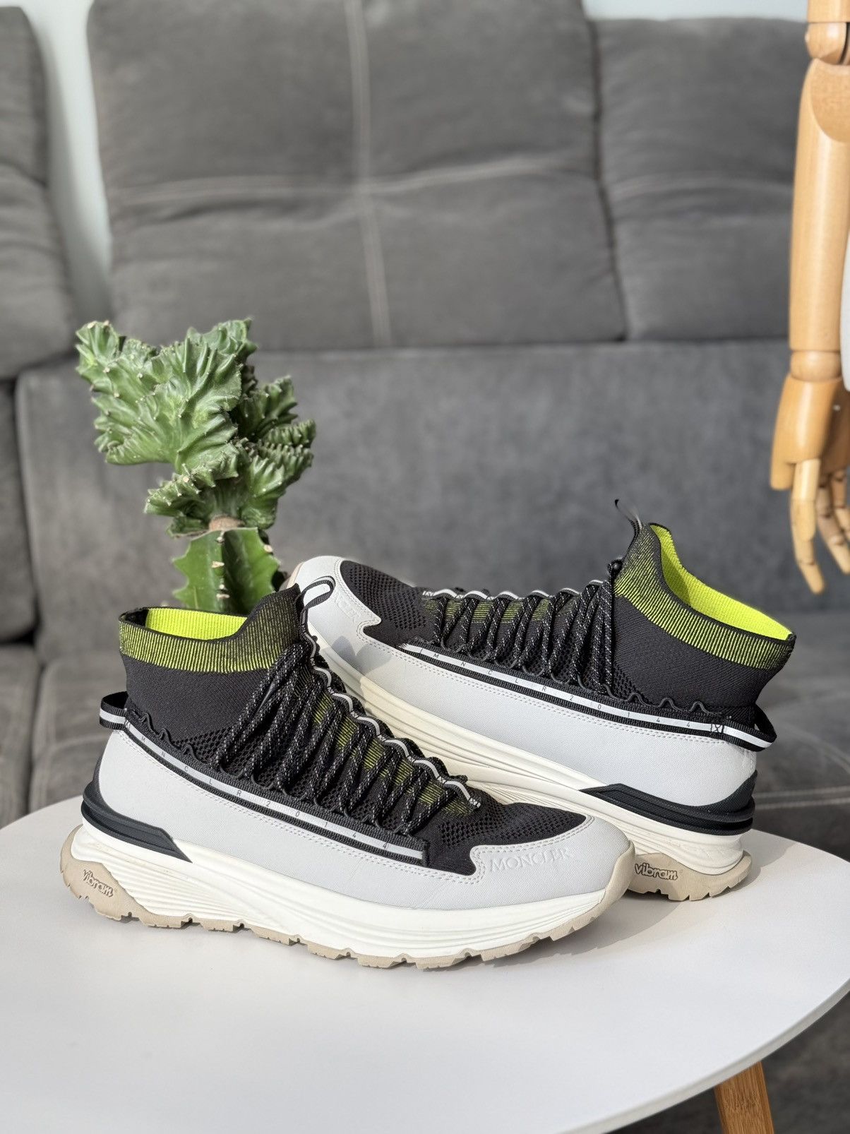 Moncler Moncler Wibram Monte Runner Size 12/45 Reflective Size US 12 / EU 45 - 4 Thumbnail