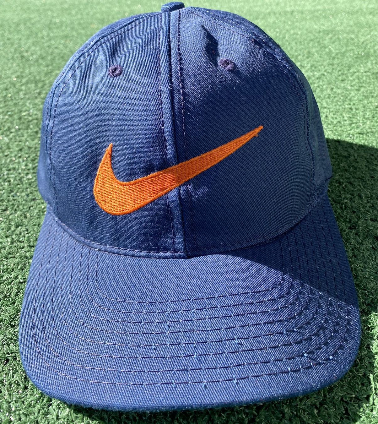 Nike VTG 90’s Nike Embroidered Front & Back Swoosh Snapback Hat Size ONE SIZE - 1 Thumbnail