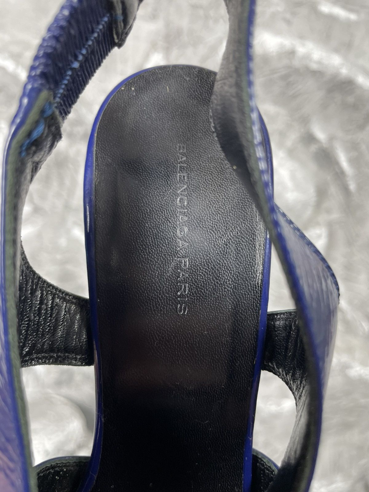 Balenciaga × Vintage Balenciaga Navy Blue Leather Slingback Heeled Sandals Size US 9 / IT 39 - 9 Thumbnail