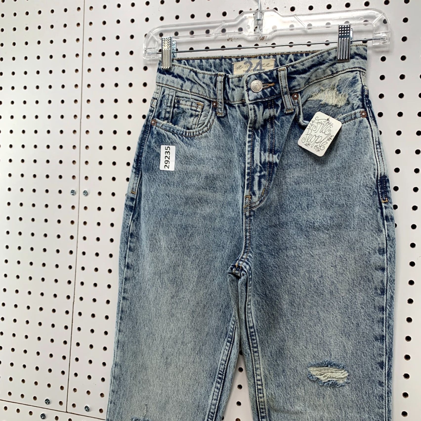 Free People FREE People High Rise Denim Jeans Womens Size 24x32 Distressed NWT 130 Denim Jeans Shop Now Size 42" / US 20 - 4 Thumbnail