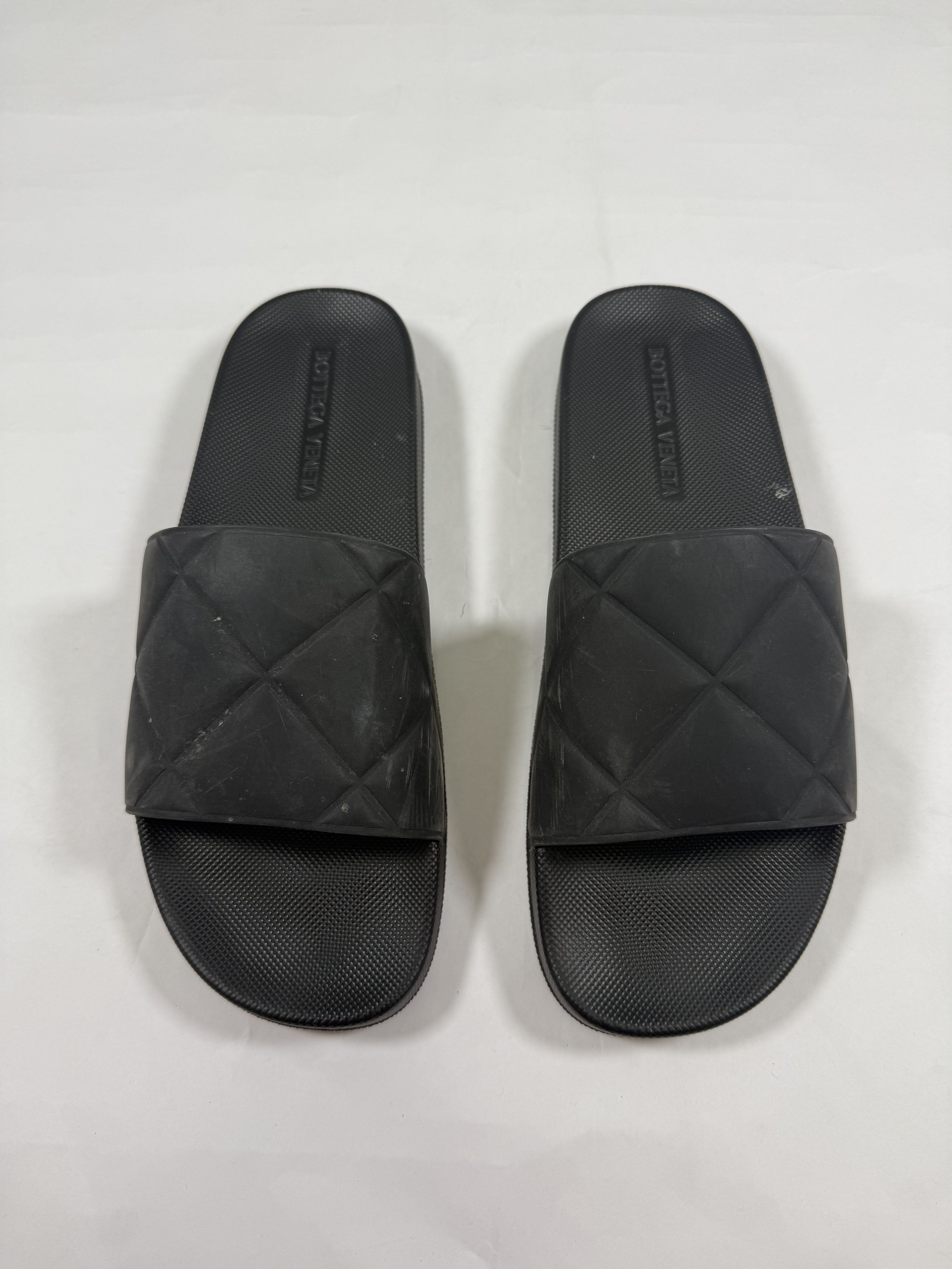 Bottega Veneta Rubber Slides - Black