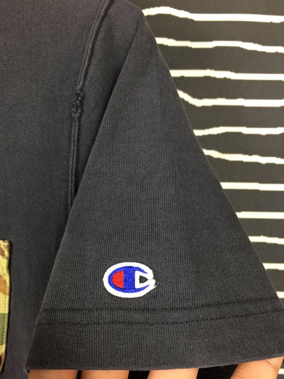 Champion × Vintage Vtg Champion Reverse Weave Camo Pocket Heavyweight Polo Tee Size US M / EU 48-50 / 2 - 7 Thumbnail