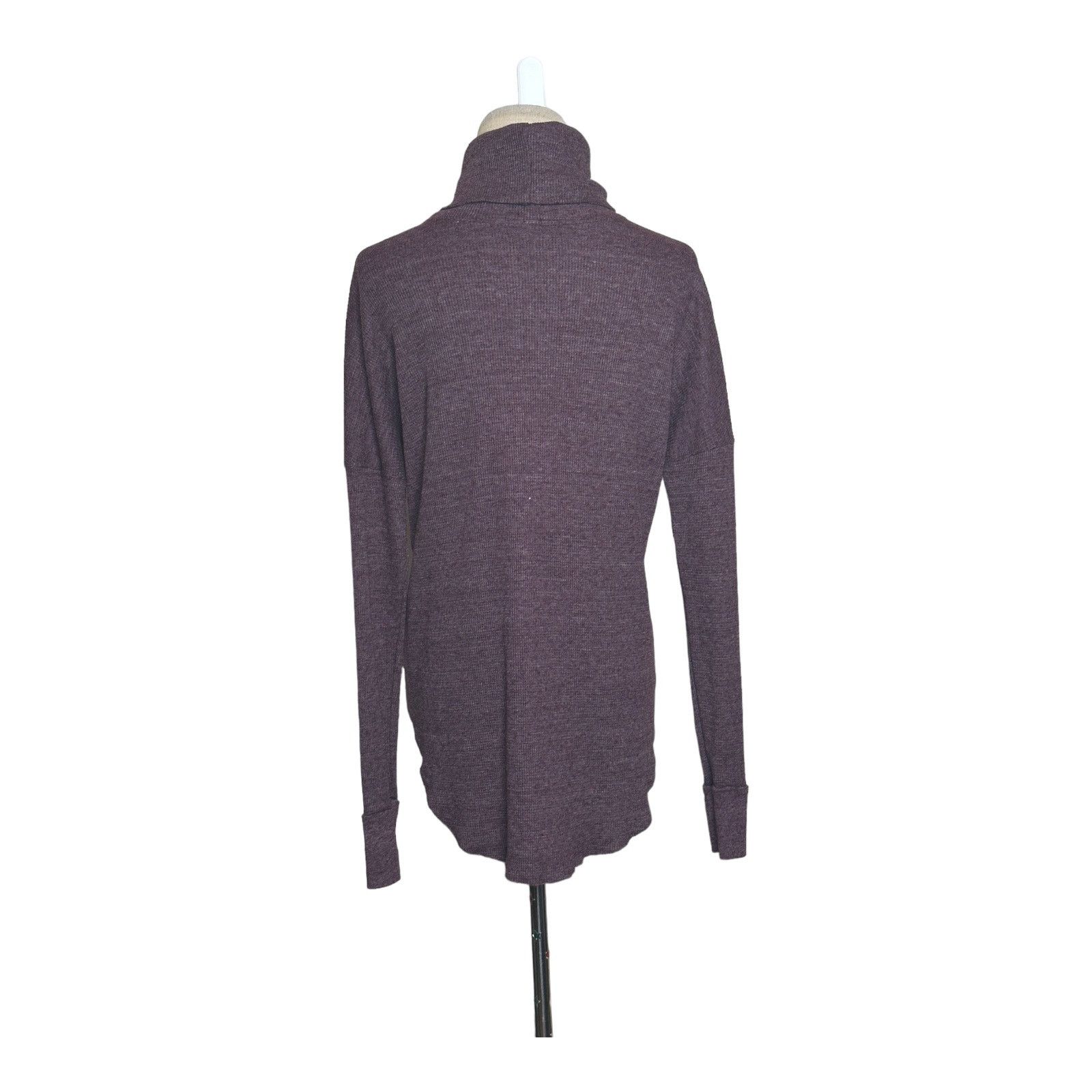 Michael Stars Michael Stars maroon long sleeves turtle neck sweater XS Size XS / US 0-2 / IT 36-38 - 2 Thumbnail
