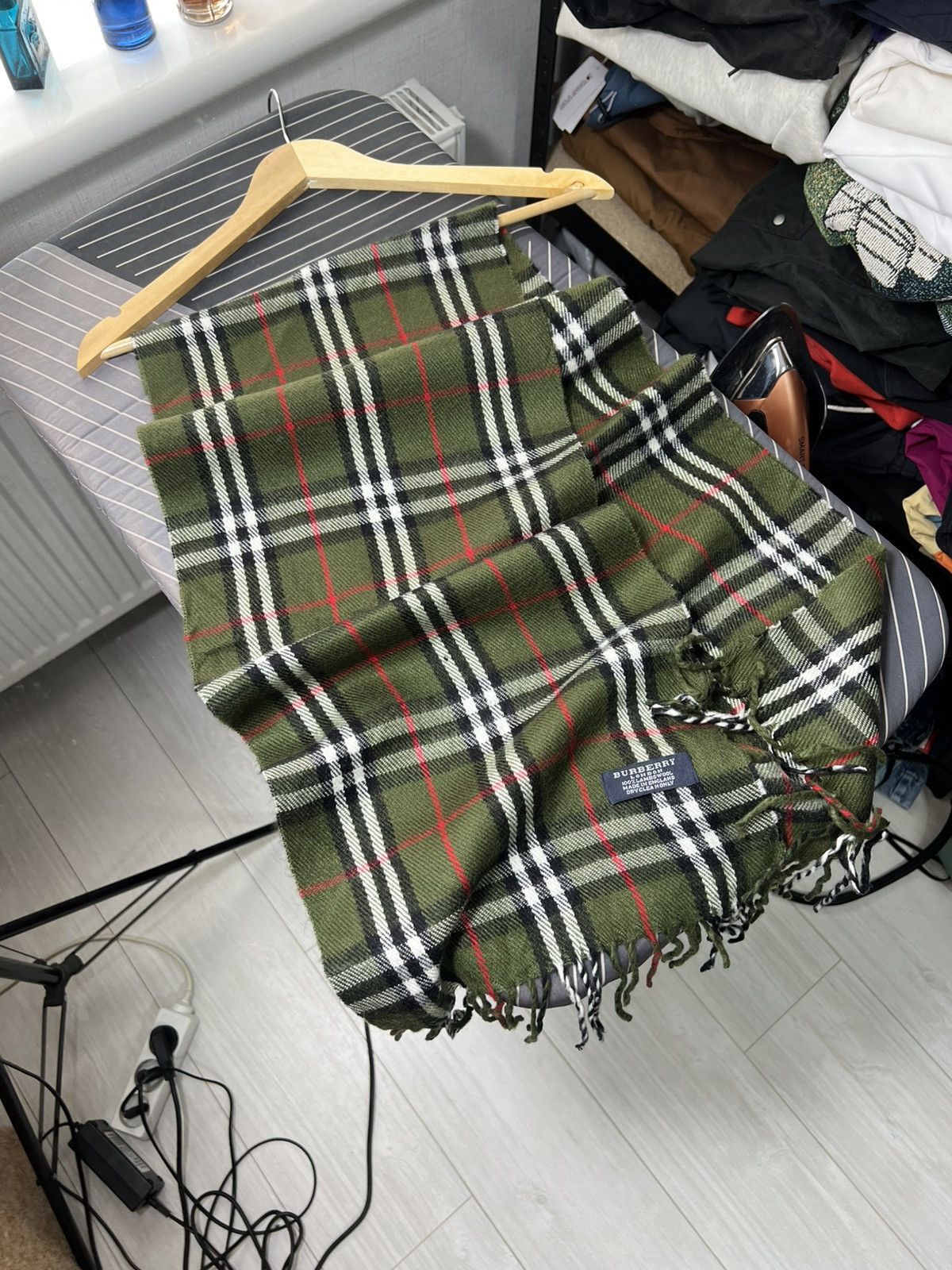 Burberry Burberry Scarf Nova Check Green Lambswool Size ONE SIZE - 2 Thumbnail