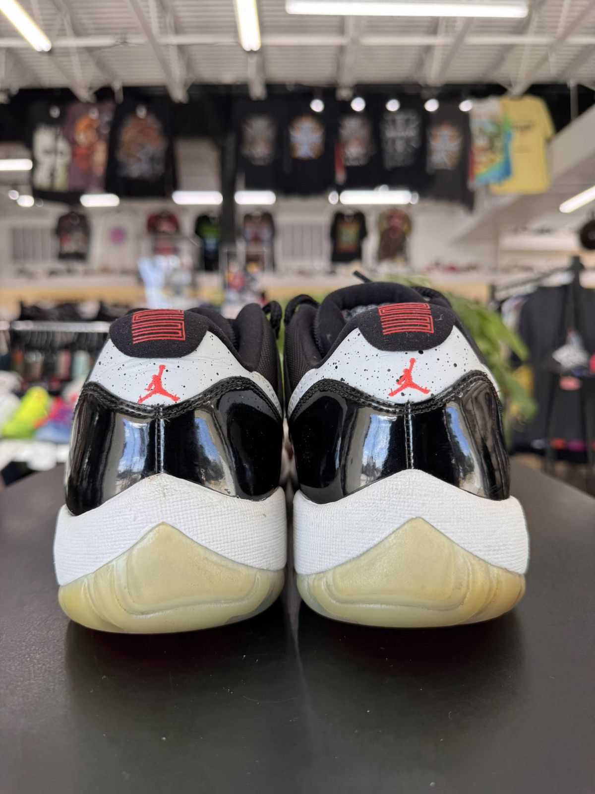 Jordan Brand Air Jordan 11 Low Infrared Size 11.5 (2014) Size US 11.5 / EU 44-45 - 5 Thumbnail