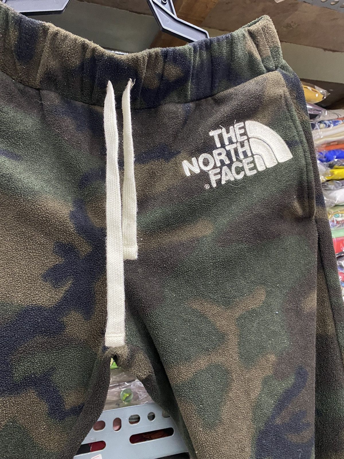 The North Face THE NORTH FACE EMBROIDERY LOGO Size US 30 / EU 46 - 3 Thumbnail