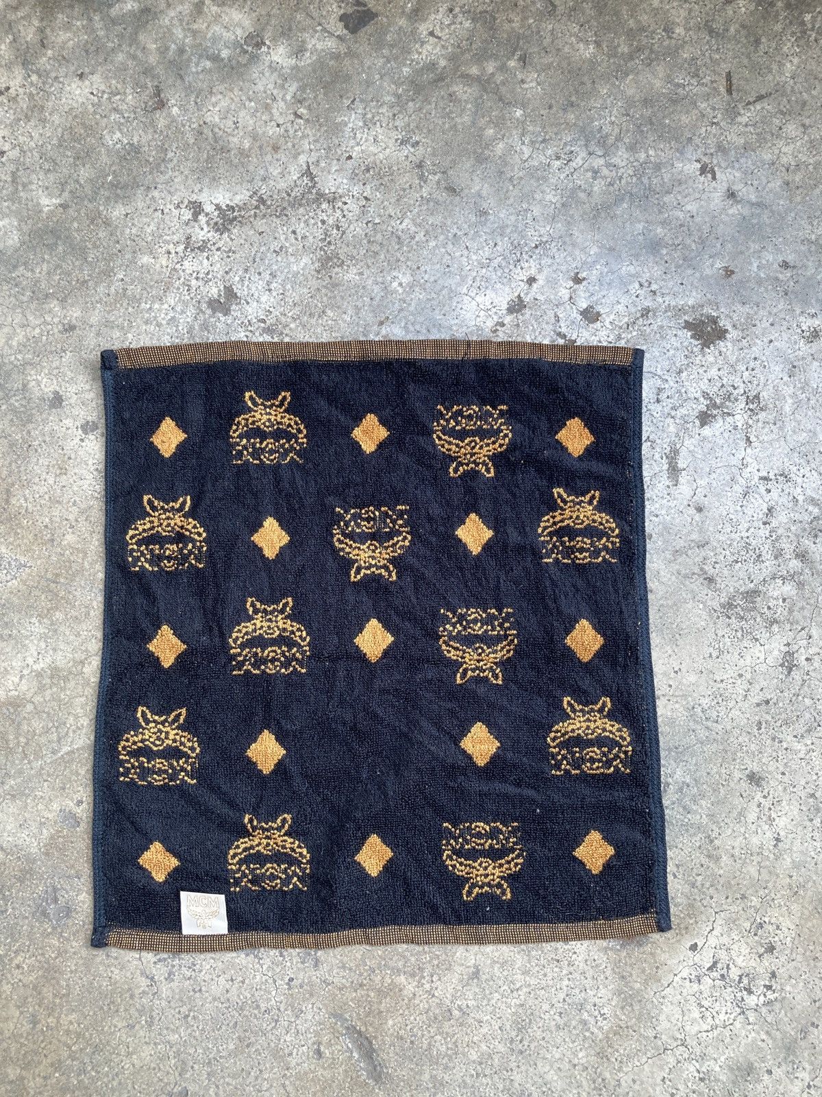 Designer × Japanese Brand × MCM MCM Face towel Size ONE SIZE - 1 Thumbnail