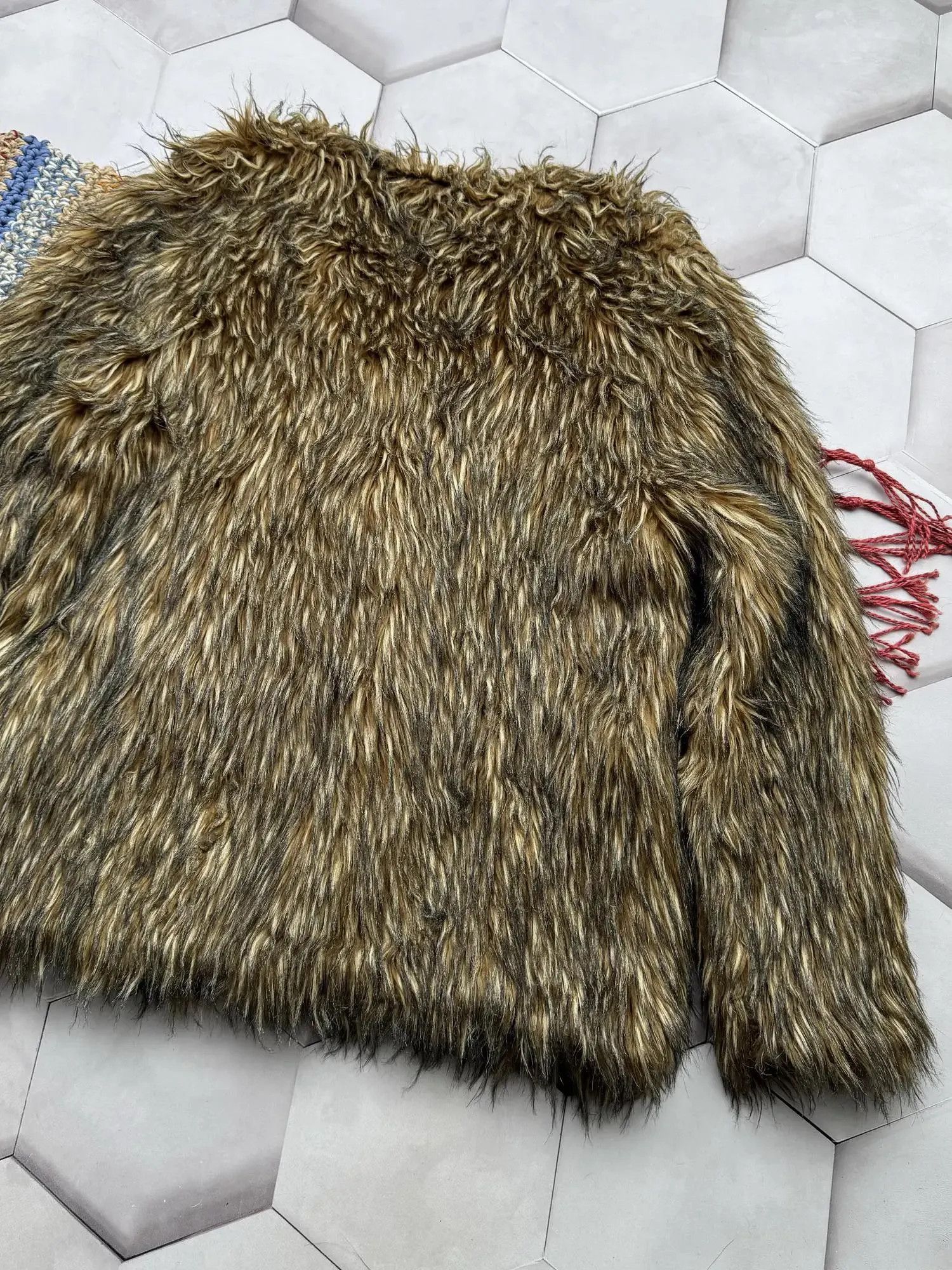 Japanese Brand Vintage Faux Fux Coat (E4) Size L / US 10 / IT 46 - 7 Thumbnail