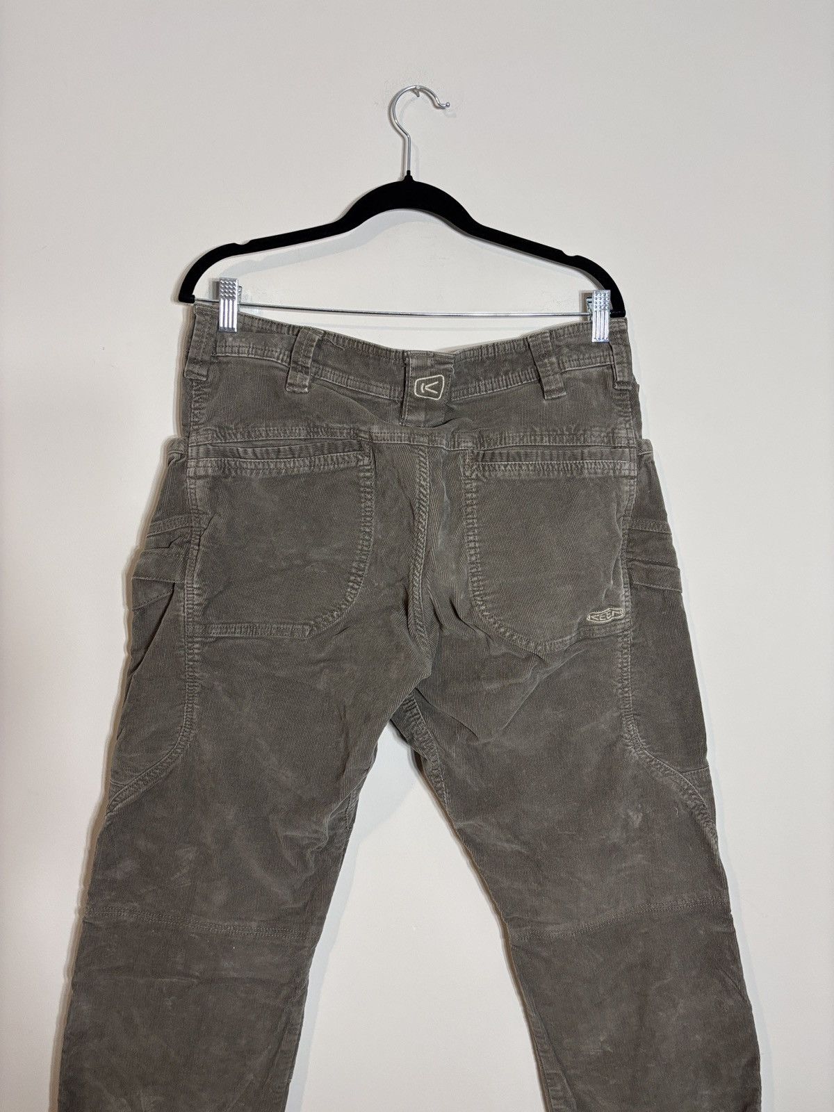 KEEN Keen Corduroy Cargo Pants Gorpcore Hiking 34x32 Size US 34 / EU 50 - 4 Thumbnail