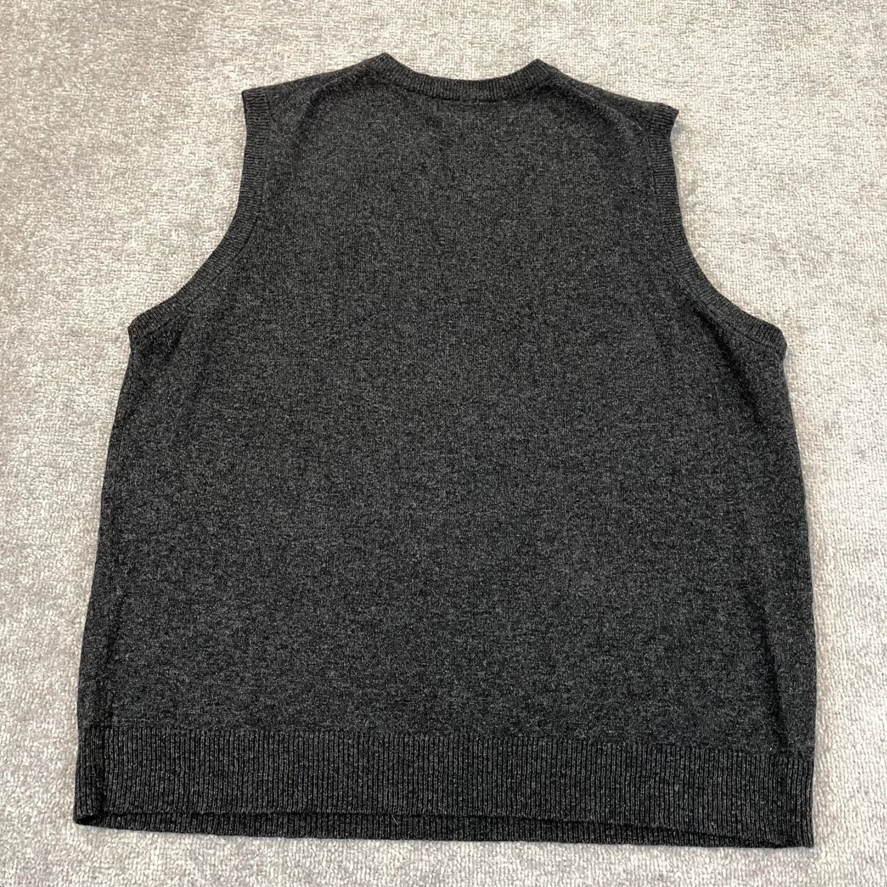 Vintage VINTAGE L.L. BEAN Wool Sweater Vest Men 2XL Dark Gray Lambs Wool V-Neck Pullover All Seasons Outdoor Size US XXL / EU 58 / 5 - 6 Thumbnail