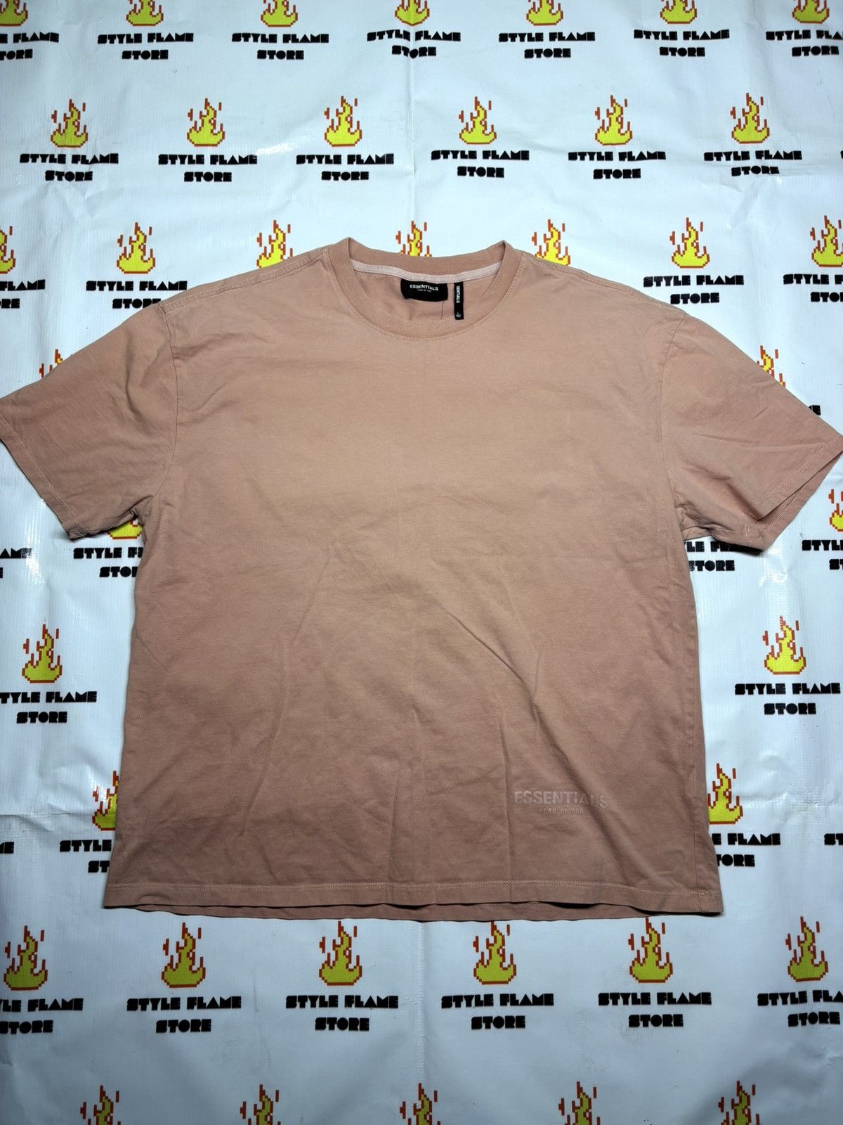 Essentials × Fear of God Essentials Fear Of God Pink Logo 3M Size US L / EU 52-54 / 3 - 4 Thumbnail