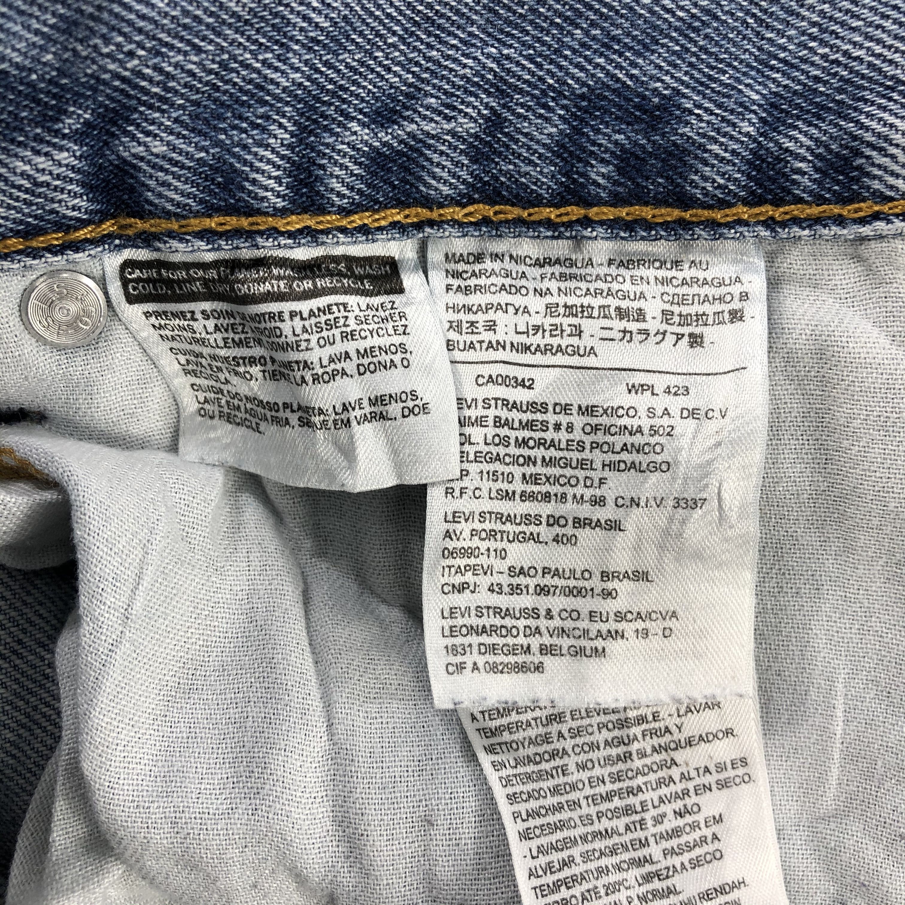 Levi's × Vintage Vintage Light Wash Levis 505 Jeans-JM1799 Size US 35 - 10 Thumbnail